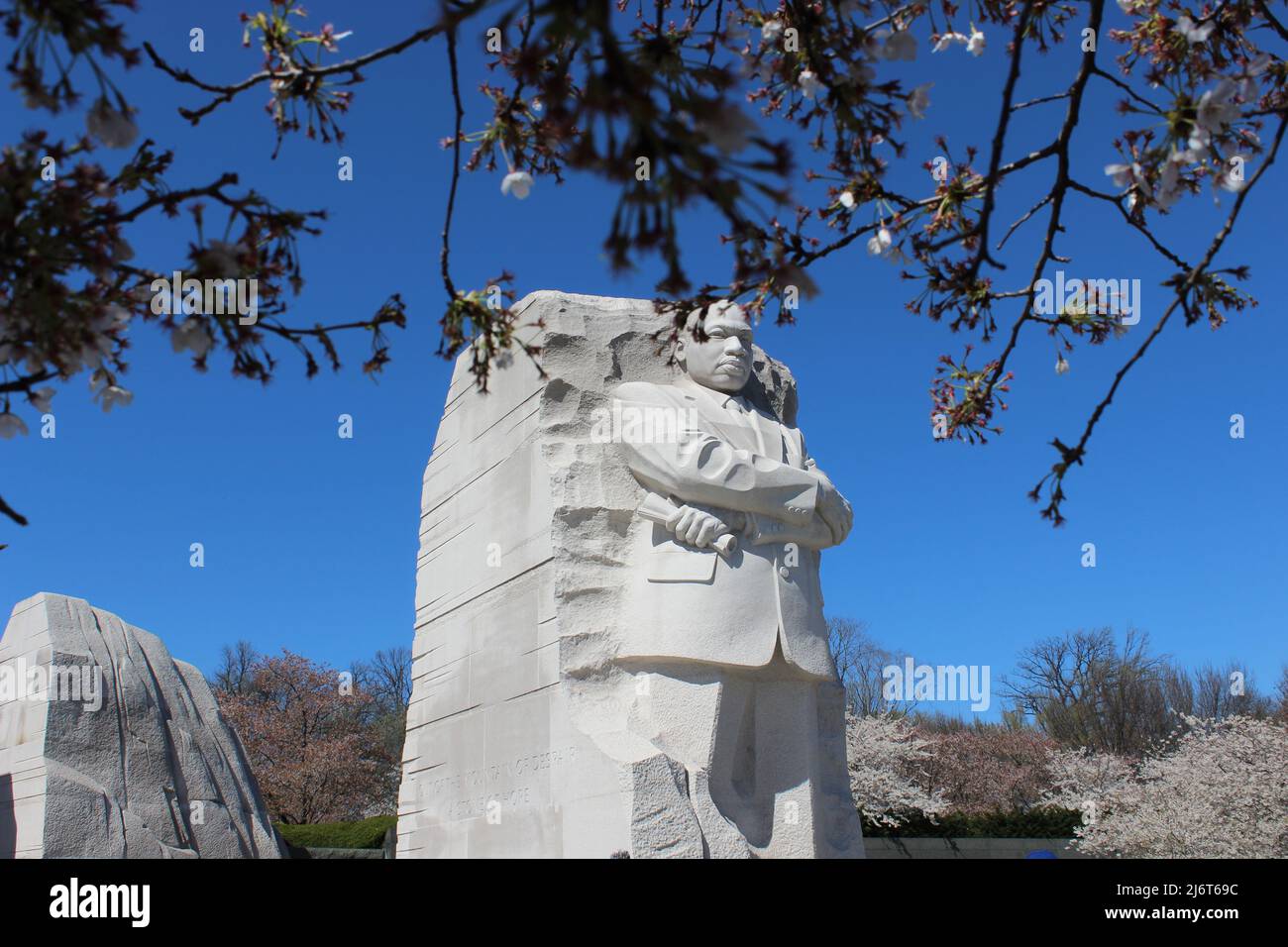 Martin Luther King Jr Statue Arms croisés DC Banque D'Images Martin Luther King Jr Statue Arms croisés DC Banque D'Images