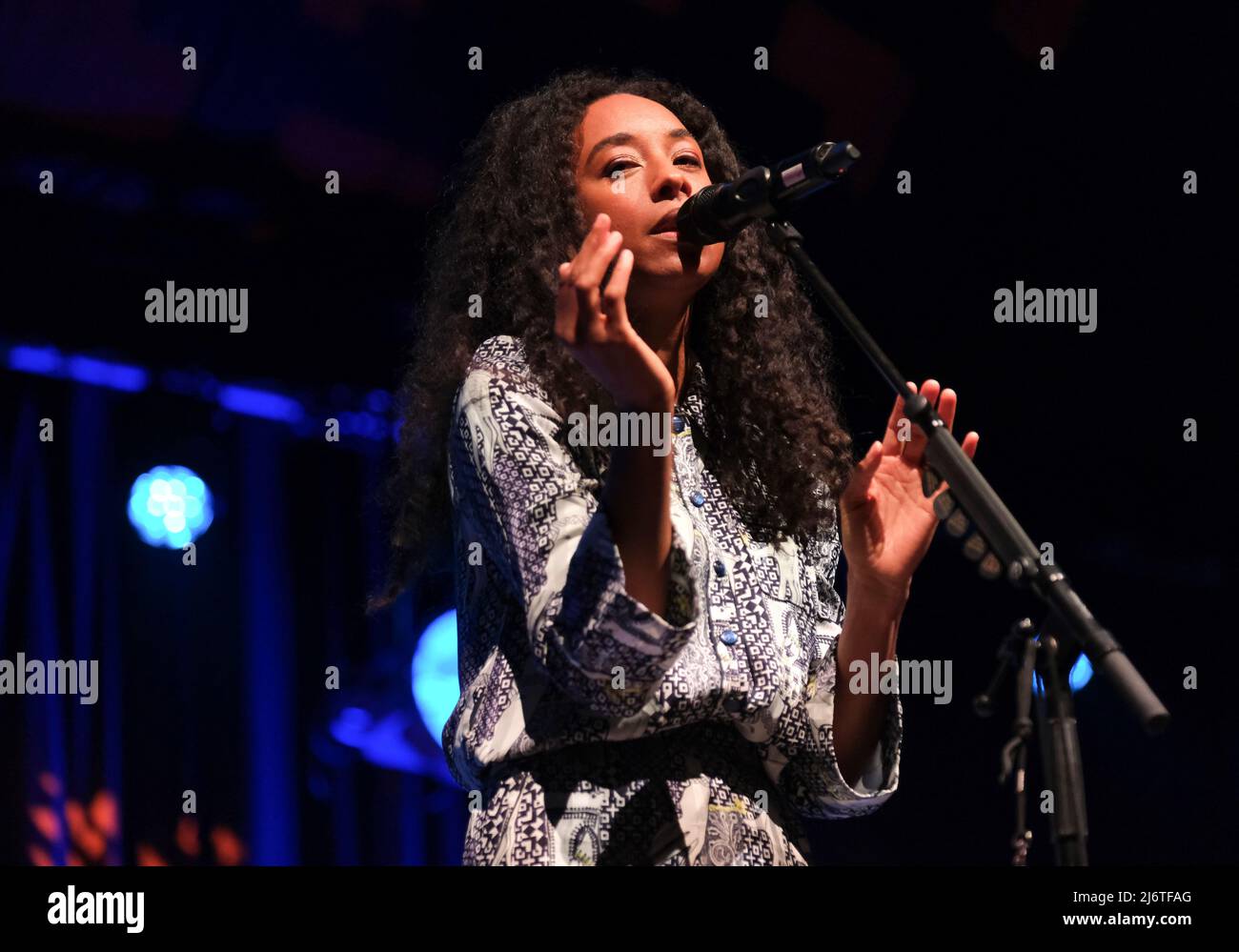 Corinne Bailey Rae se présente à l'aréna de Jazz au Cheltenham Jazz Festival. 29 avril 2022 Banque D'Images