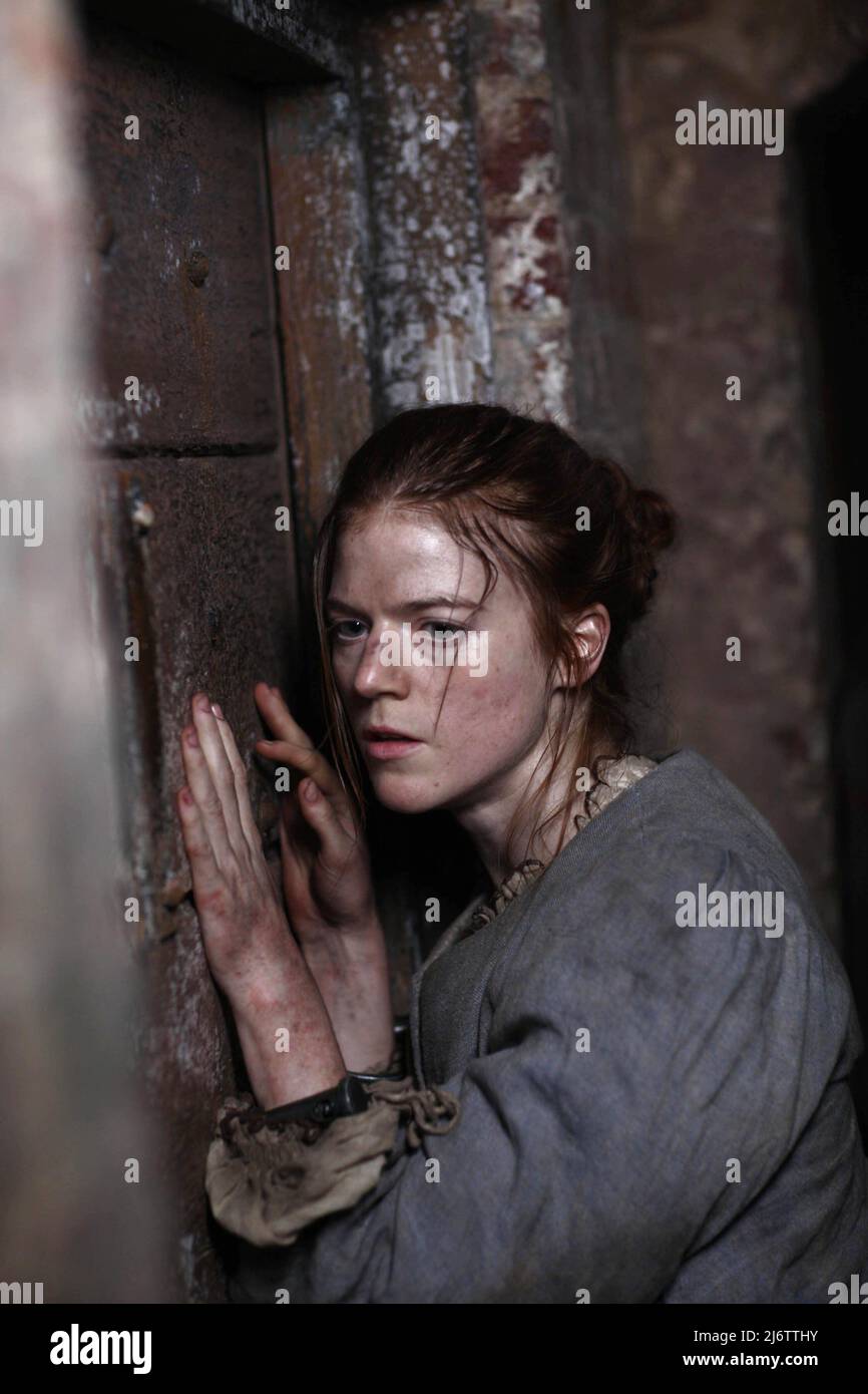 ROSE LESLIE dans LE GRAND FEU (2014), dirigé par JON JONES. Crédit: ECOSSE FILMS / Album Banque D'Images