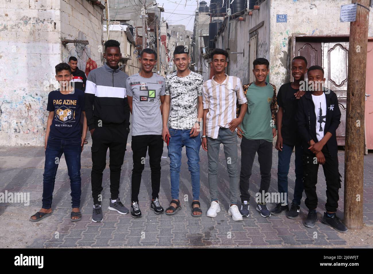 3 mai 2022, Gaza, bande de Gaza, Palestine : les enfants palestiniens célèbrent Eid al-Fitr dans la ville de Gaza. (Credit image: © Samar Abu Elof/ZUMA Press Wire) Banque D'Images