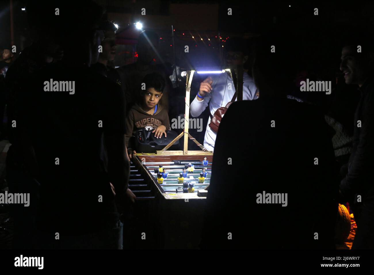 3 mai 2022, Gaza, bande de Gaza, Palestine : les enfants palestiniens célèbrent Eid al-Fitr dans la ville de Gaza. (Credit image: © Samar Abu Elof/ZUMA Press Wire) Banque D'Images