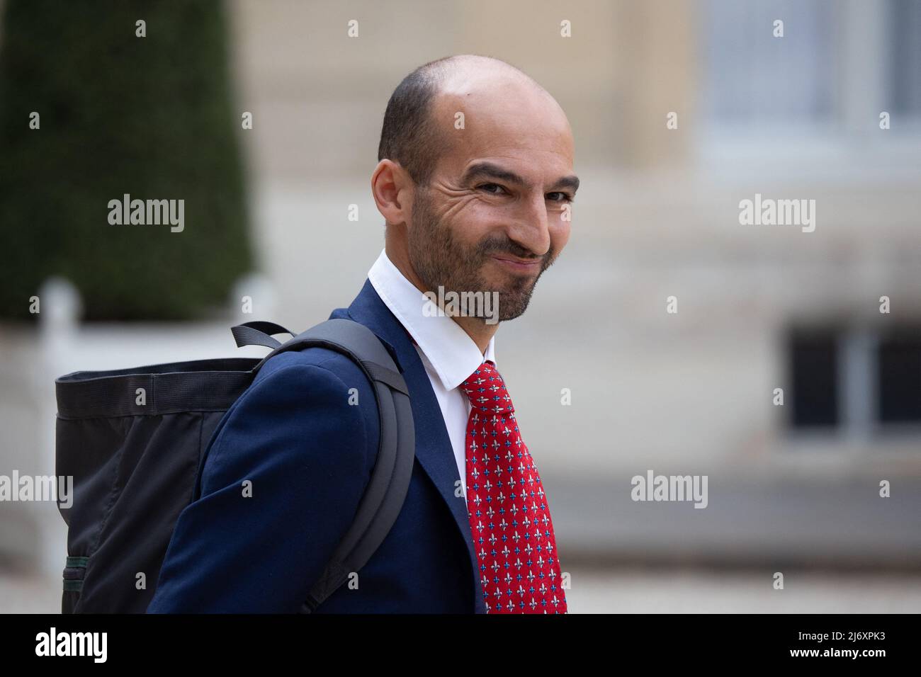 Ignacio Palomo quitte la réunion avec le président français Emmanuel Macron et des experts du climat à l'Elysée à Paris, le 4 mai 2022. Le président français rencontre des scientifiques, des climatologues et des représentants de groupes de réflexion et d’associations, dont beaucoup ont contribué au rapport du GIEC de 6th. Photo de Raphael Lafargue/ABACAPRESS.COM Banque D'Images