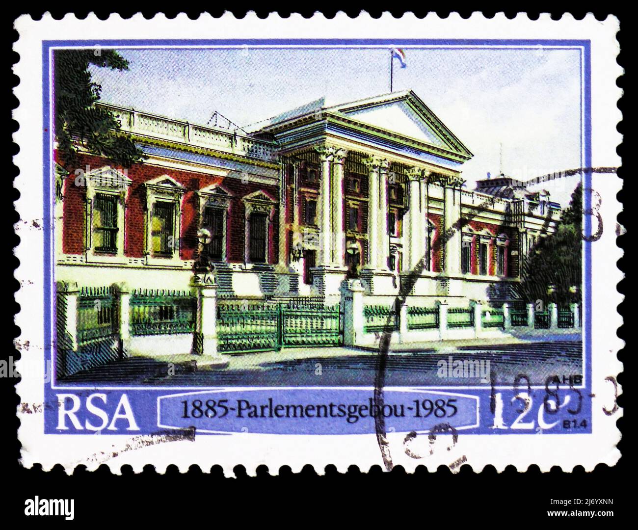 MOSCOU, RUSSIE - 27 MARS 2022 : timbre-poste imprimé en Afrique du Sud montre le centenaire du Parlement du Cap - Bâtiment, série, vers 1985 Banque D'Images