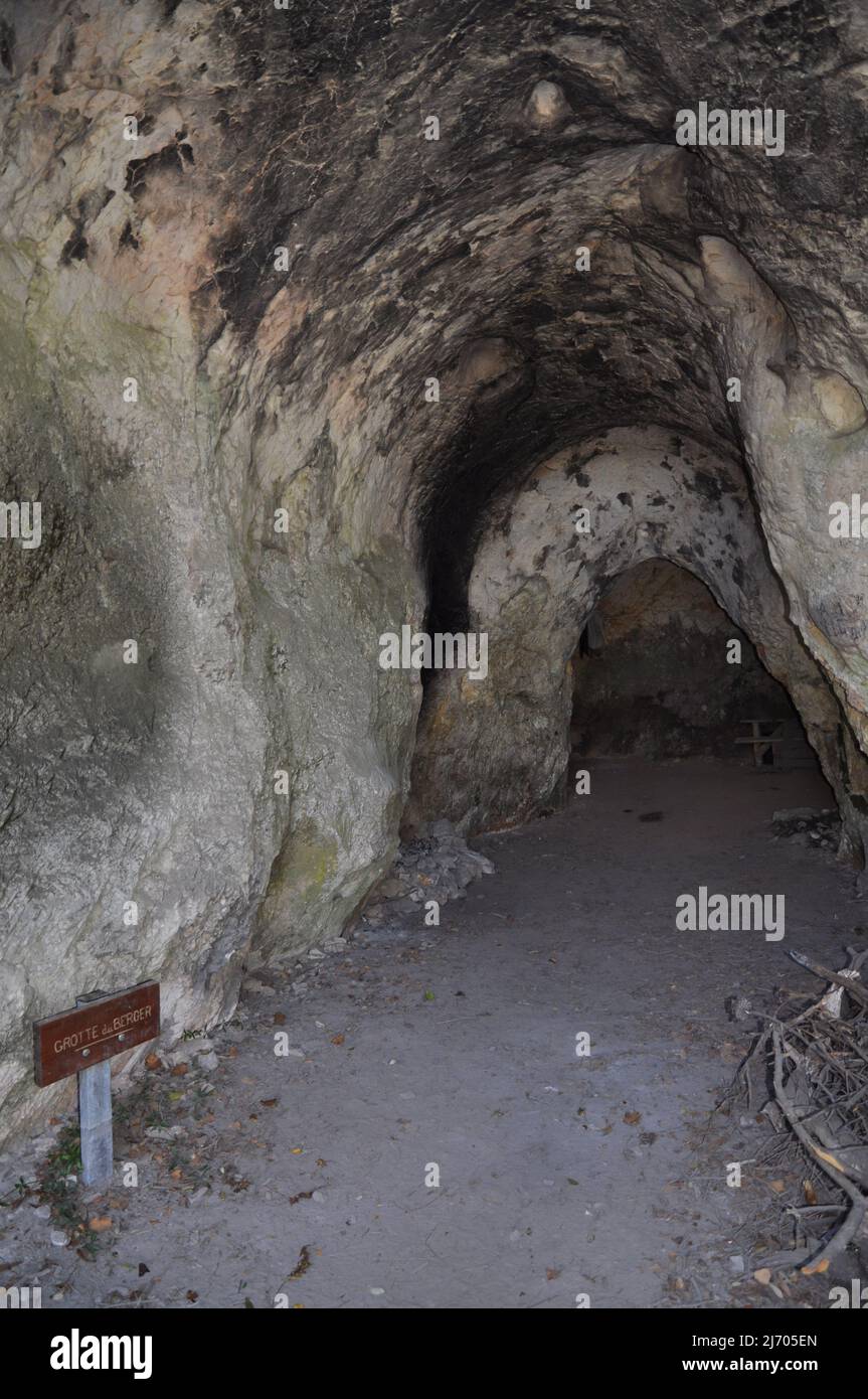 Grotte du Berger dans le destin de Sainte Anne d'Evenos Banque D'Images