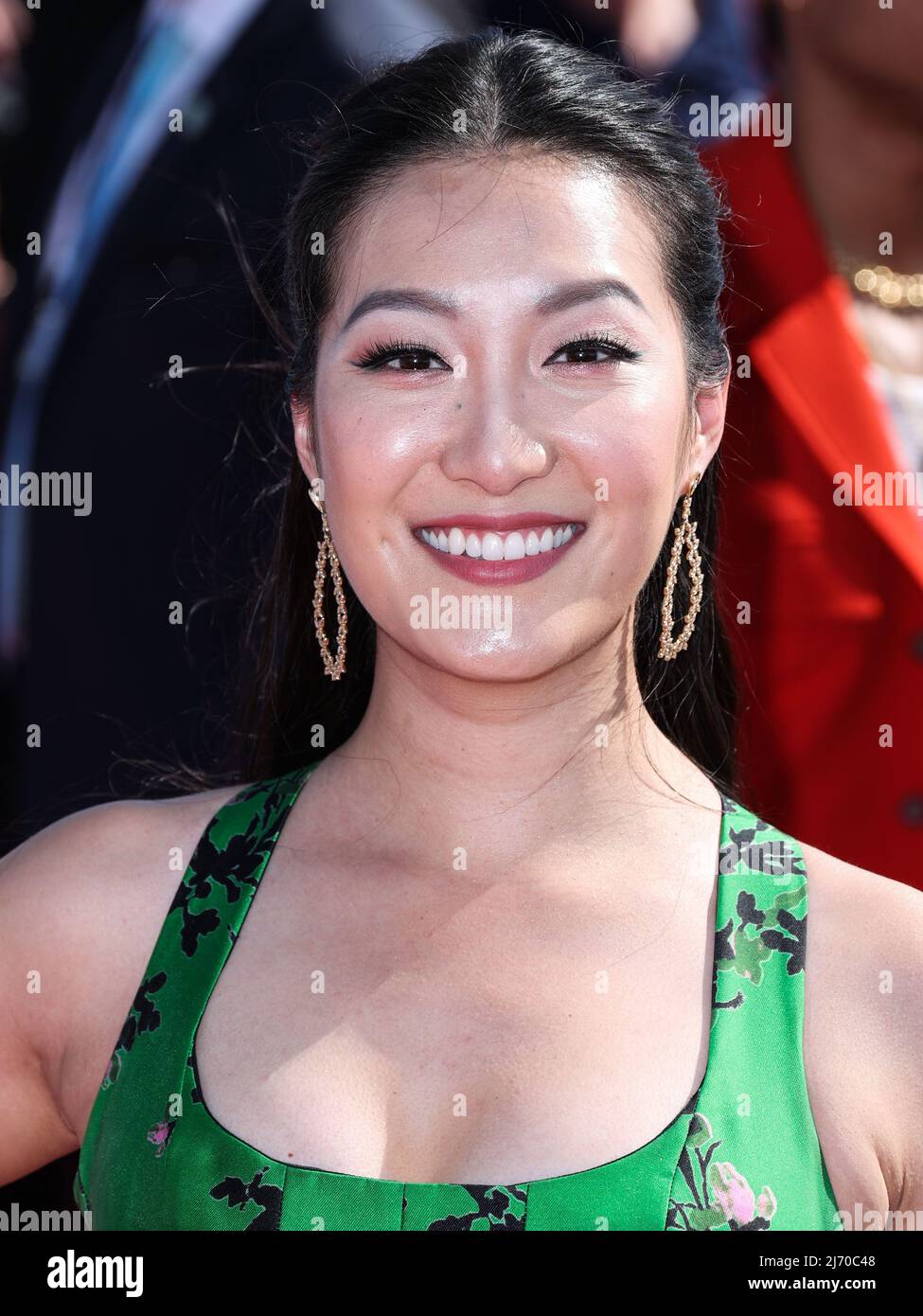 SAN DIEGO, CALIFORNIE, États-Unis - 04 MAI : Kara Wang arrive à la ...