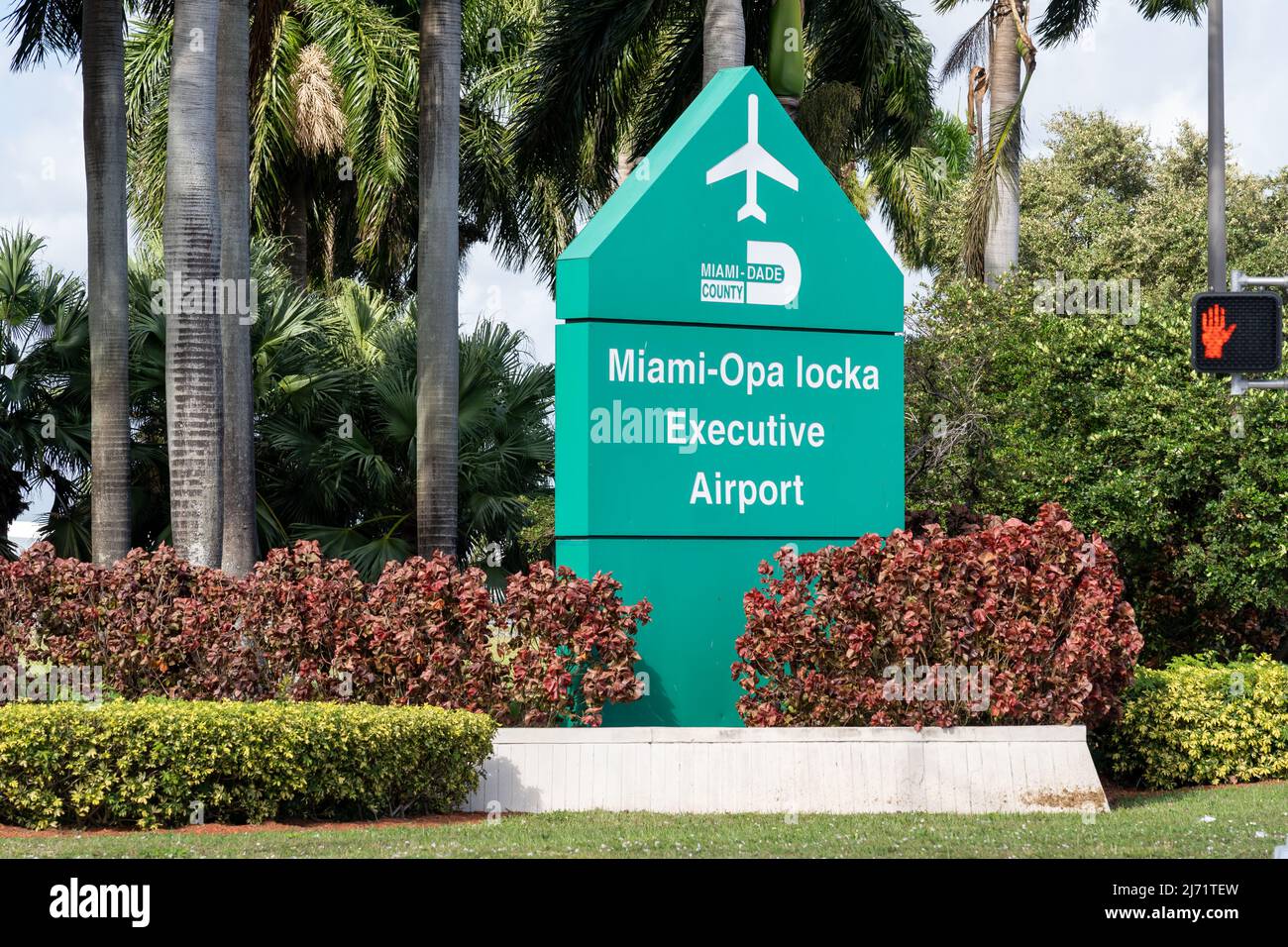 OPA Locka, FL, USA - 2 janvier 2022 : le panneau de l'aéroport exécutif de Miami Opa Locka est affiché à Opa Locka, FL, USA. Miami Banque D'Images