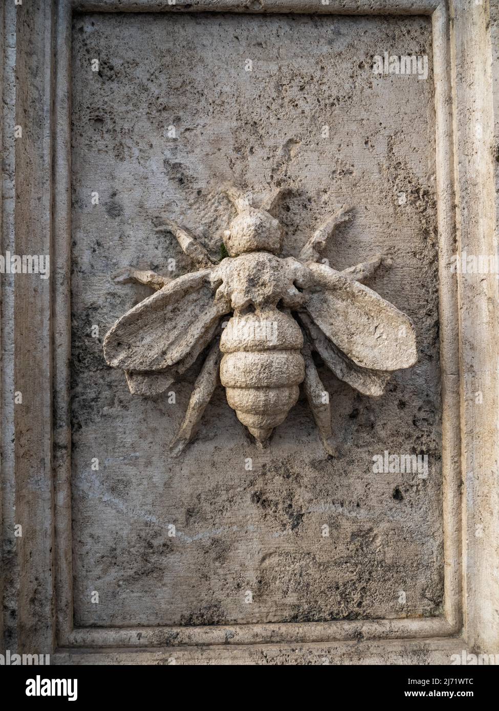Biene als Wappentier, Steinskulptur, Petersdom, Vatikan, ROM, Italien Banque D'Images