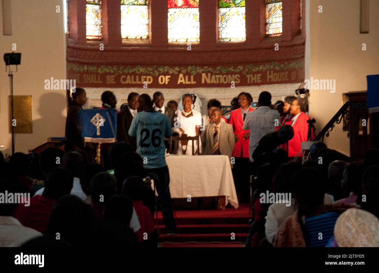 Cérémonie de mariage, Église presbytérienne de Saint Michel et de tous les Anges, Mission de Blantyre, Blantyre, Malawi, Afrique. C'était la première Mission chrétienne Banque D'Images