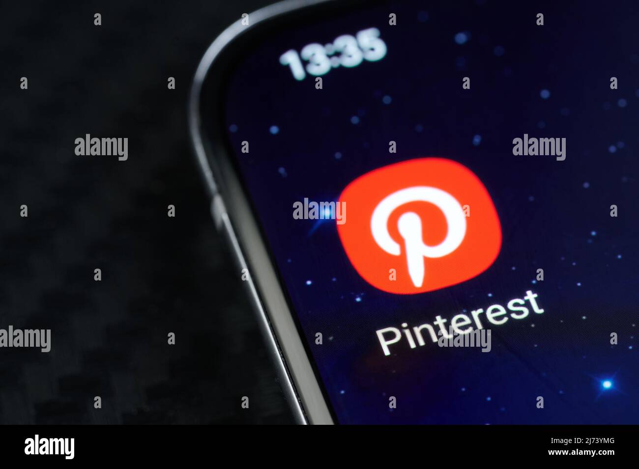 New york, États-Unis - 5 mai 2022 : application mobile Pinterest Idea sur l'écran du smartphone vue rapprochée Banque D'Images