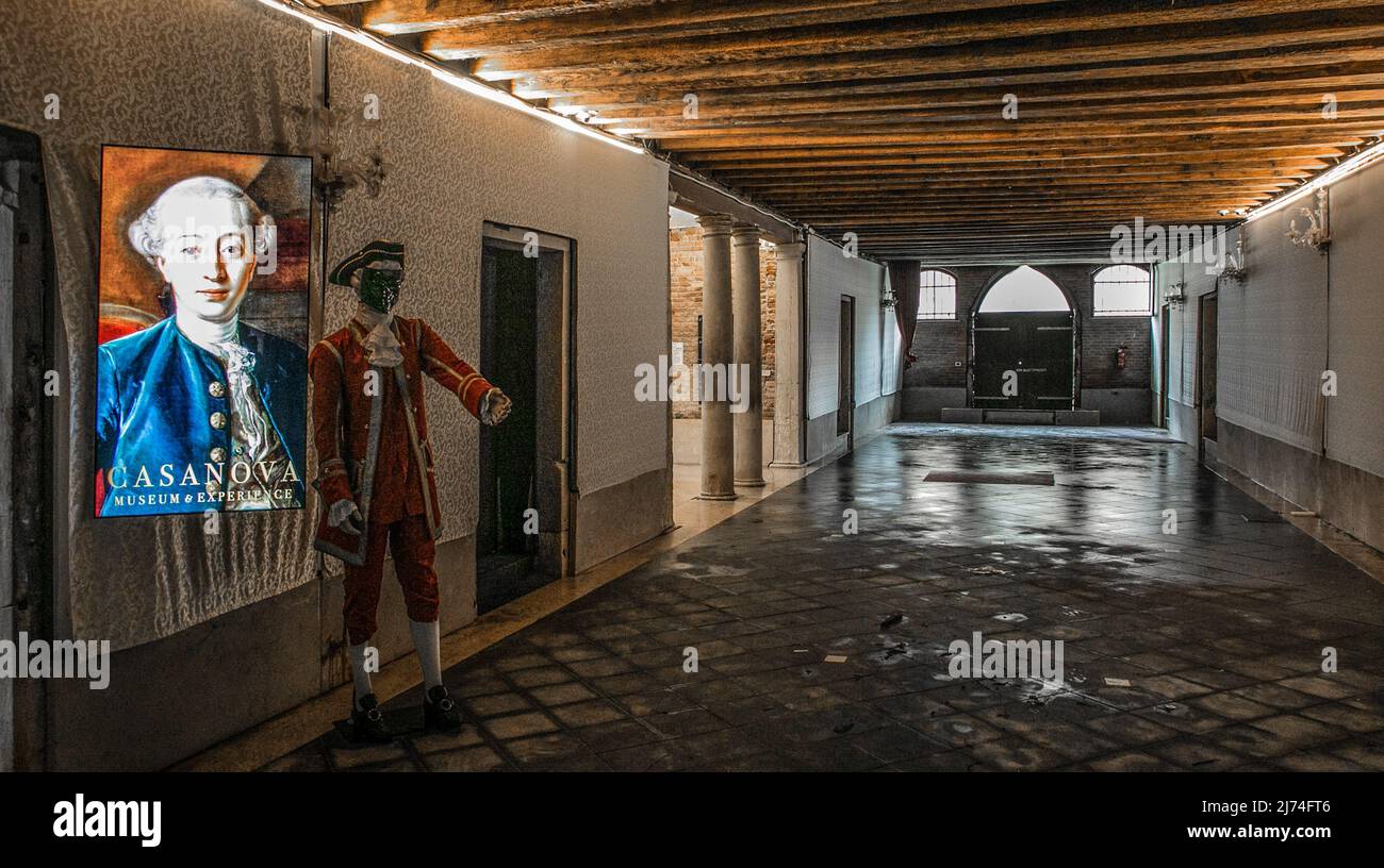 Italien Veneig Palazzo Pesaro Papavava -611 Am Canale della Misericórdia 15 JH seit 2018 Casanova-Musée Hausdurchfahrt zum Kanal nach Hochwasser Banque D'Images