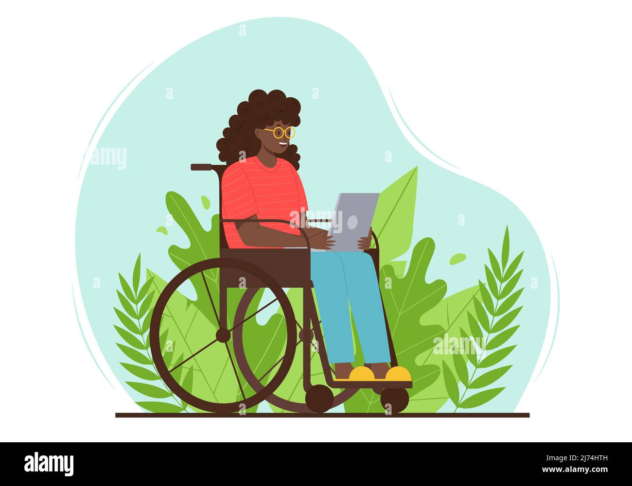 Une femme adulte heureuse est assise avec un ordinateur portable dans un fauteuil roulant sur un fond de feuilles. Une dame souriante avec un handicap utilise un ordinateur dans le parc. Illustration de Vecteur