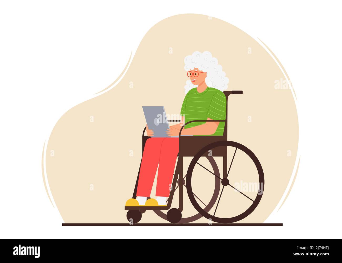 Une femme âgée heureuse est assise avec un ordinateur portable dans un fauteuil roulant . Une grand-mère adulte souriante avec des cheveux gris et des lunettes utilise un ordinateur. Vecteur de couleur Illustration de Vecteur