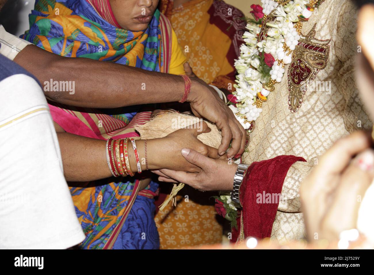 Cérémonie de mariage hindoue traditionnelle indienne, Odisha, Inde Banque D'Images