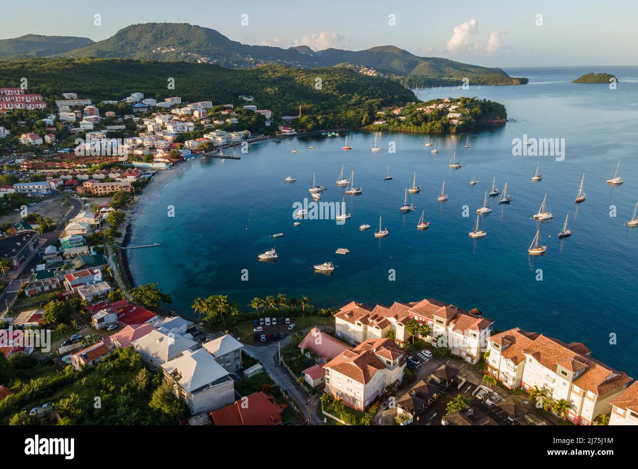 Sunrising à Anse Mitan, les trois-Ilets, Martinique, Antilles Françaises Banque D'Images