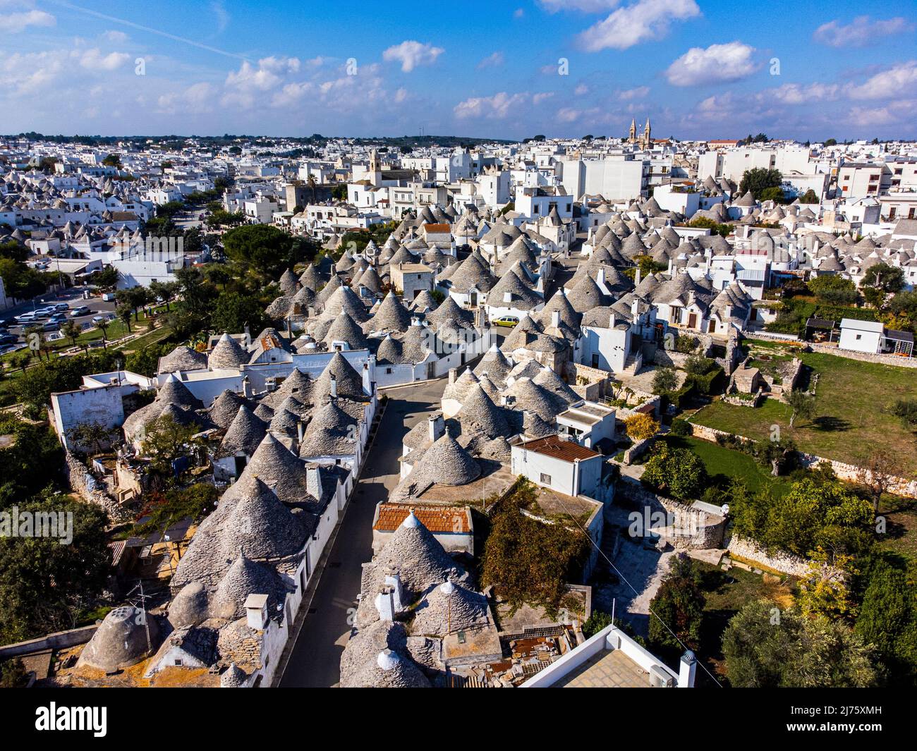 Les célèbres maisons Trulli d'Alberobello, une ville populaire en Italie, Banque D'Images
