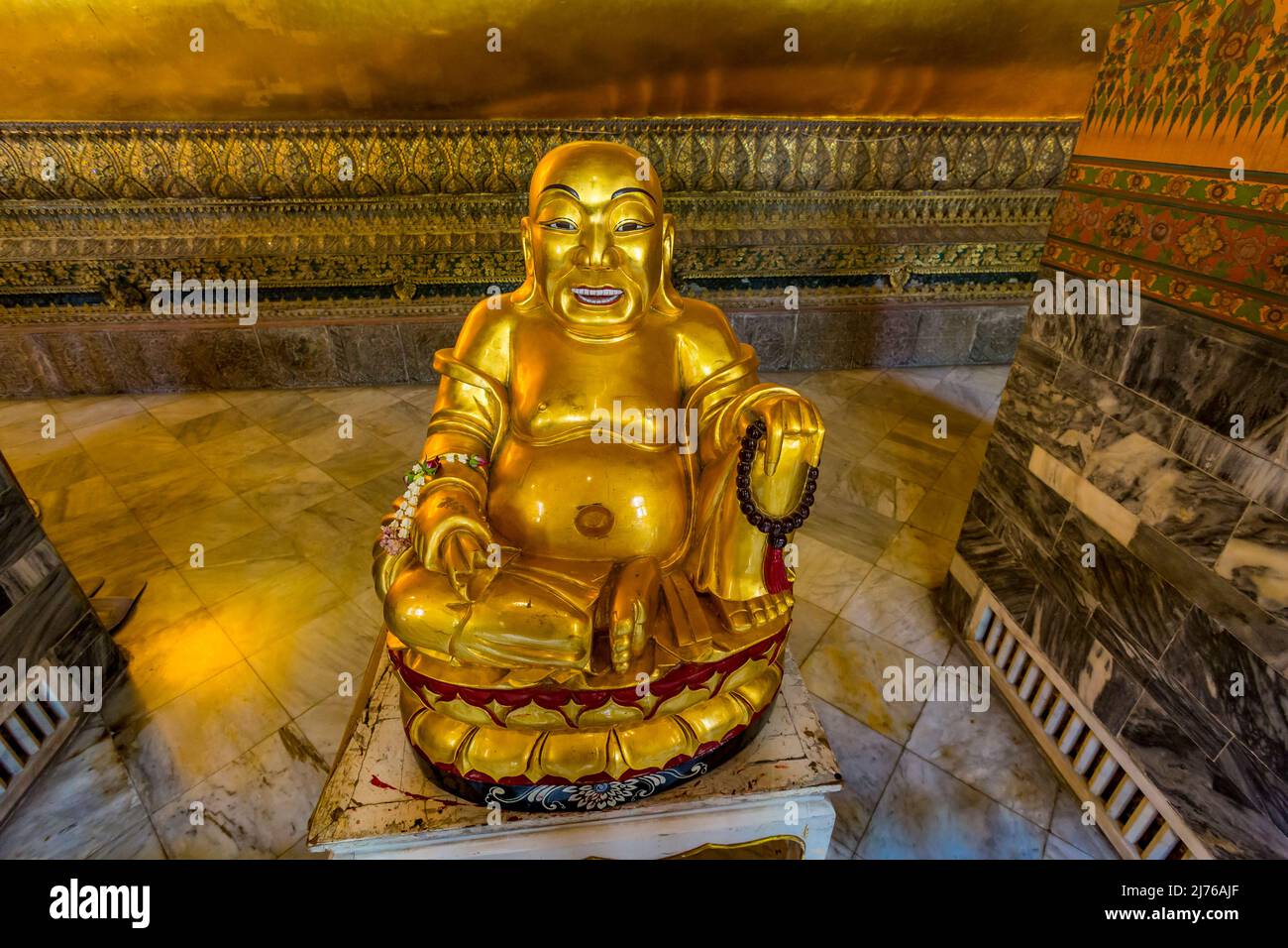 Statue de petit Bouddha, Viharn Phranorn, complexe du temple Wat Pho, Temple du Bouddha couché, Bangkok, Thaïlande, Asie Banque D'Images