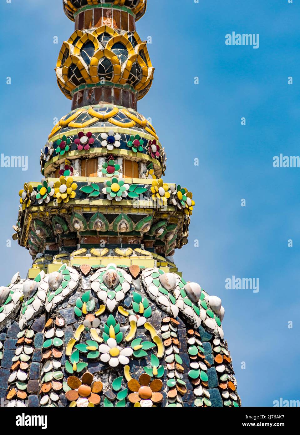 Décorations en mosaïque, Chedis, complexe de temples Wat Pho, temple du Bouddha couché, Bangkok, Thaïlande, Asie Banque D'Images