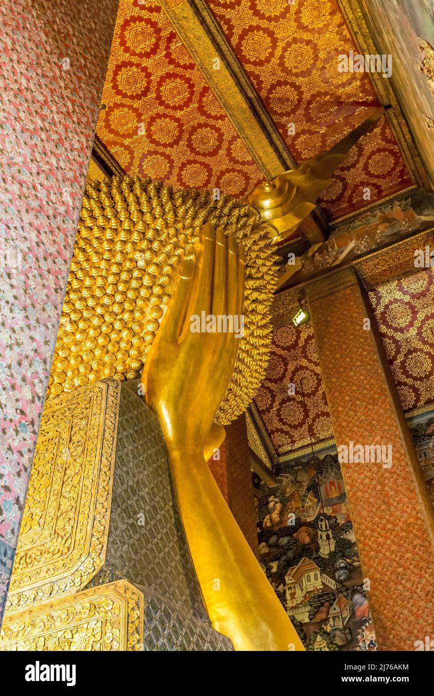 Chef du Bouddha couché, Viharn Phranorn, complexe du temple Wat Pho, Temple du Bouddha couché, Bangkok, Thaïlande, Asie Banque D'Images