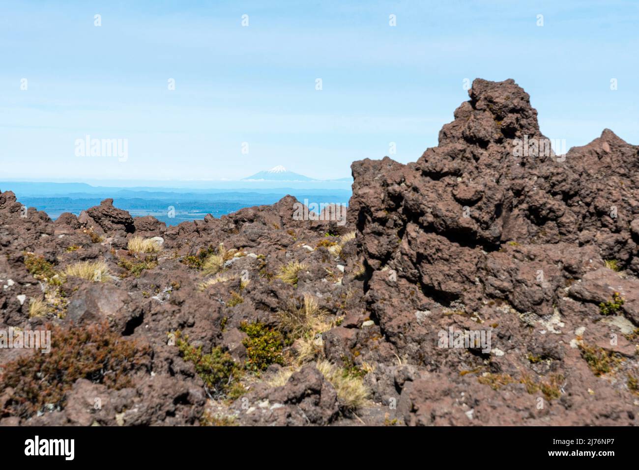 Vue de Tongariro Alpine Crossing au mont Taranaki, circuit nord du parc national de Tongariro en Nouvelle-Zélande Banque D'Images