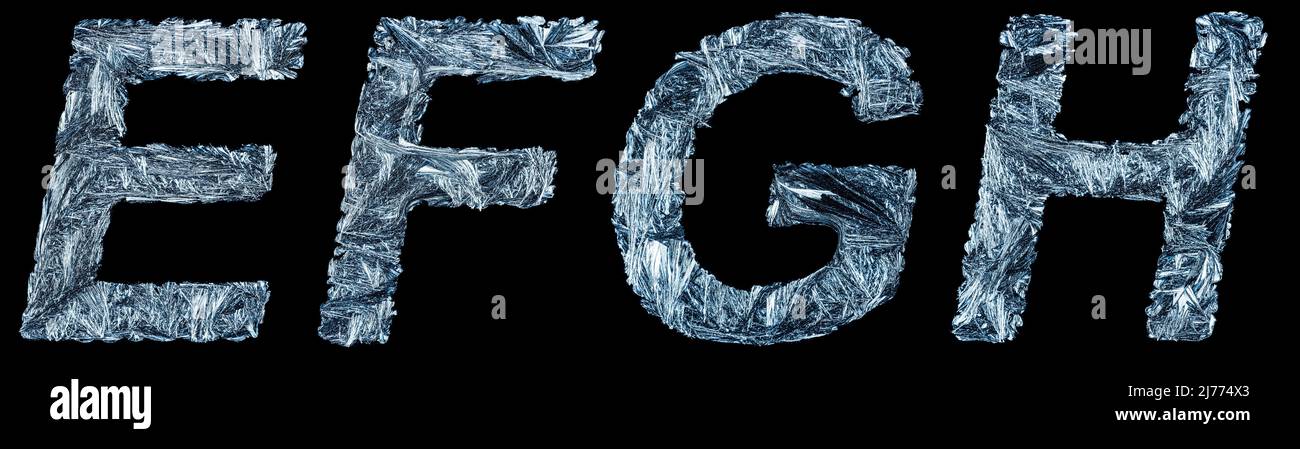 Partie des lettres uniques de l'alphabet latin - E, F, G, H sous forme de motifs hivernaux gelés isolés sur fond noir. Concept du Chr Banque D'Images