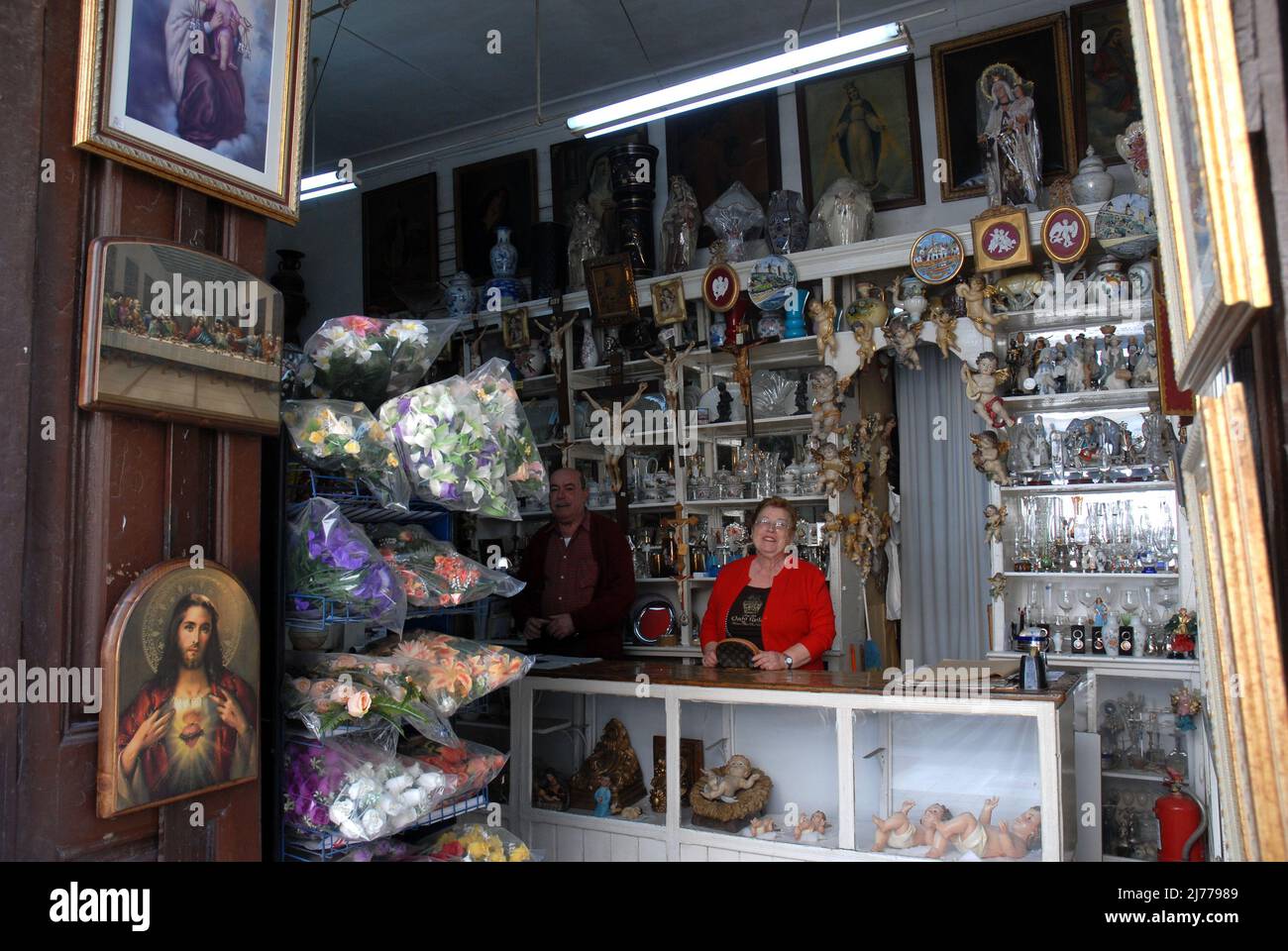 Antigua Casa VDA. De Escobar 1907, Belenes, imagenes, articulos de regalo. Tienda centenaria. Propietaria: SRA Antonia. Situada en Carreteria 36. 290 Banque D'Images