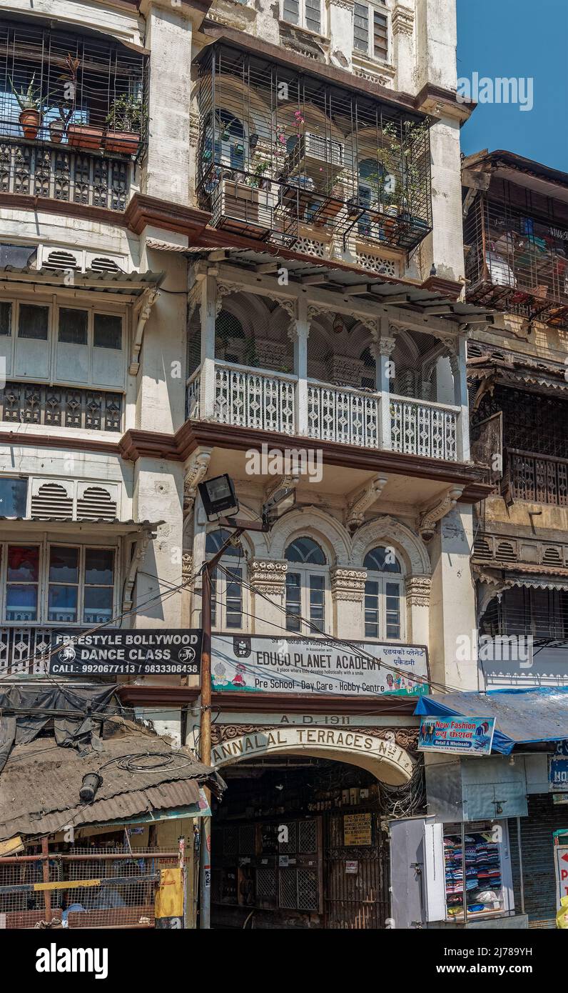 03 05 2022 plus de 100 ans patrimoine Pannalal Terrace-Grant Road Mumbai Maharashtra INDE asie Banque D'Images