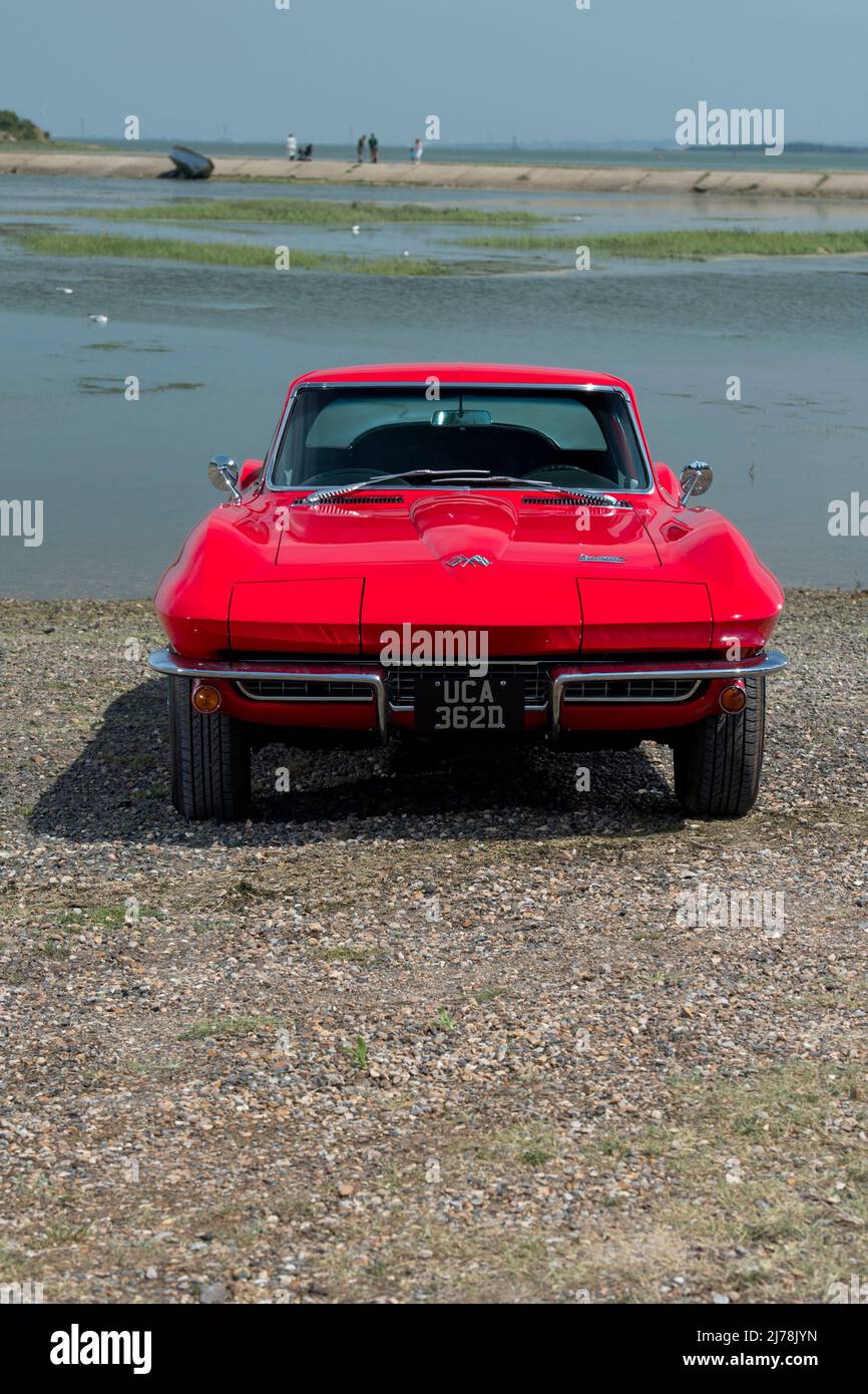 Corvette Stingray 1966 de Chevrolet, voiture sport américaine classique de deuxième génération C2 Banque D'Images