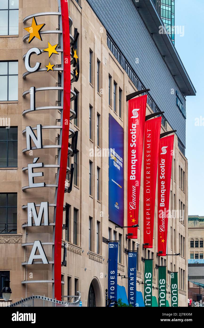 Cinéma de la Banque Scotia dans un ancien bâtiment. Panneau cinéma