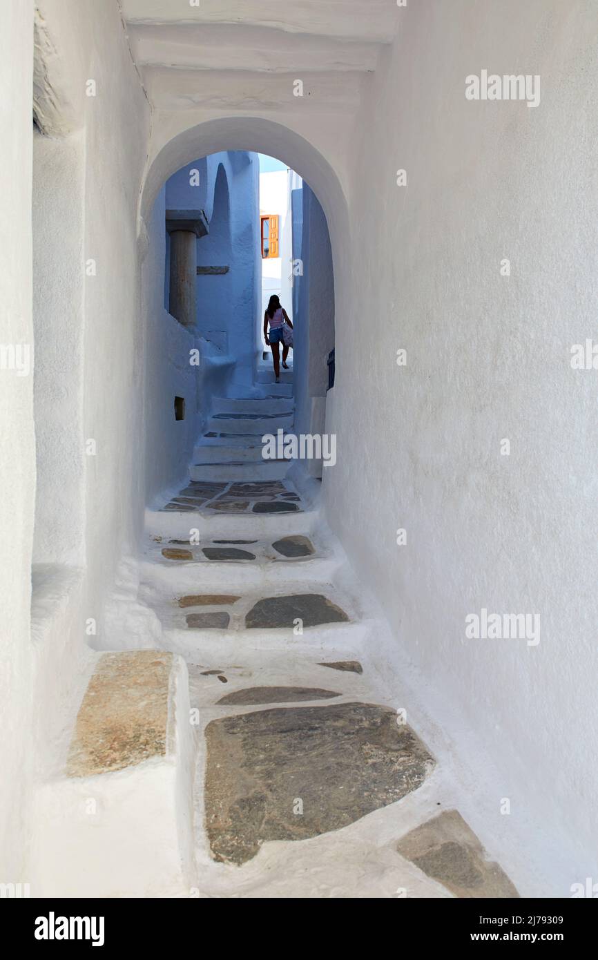 Le village traditionnel de Kastro au crépuscule, Sifnos, Cyclades, Grèce Banque D'Images