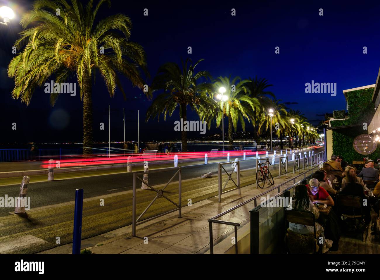 Nizza, Promenade des Anglais, Waka Bar // Nice, Promenade des Anglais, Waka Bar. Banque D'Images