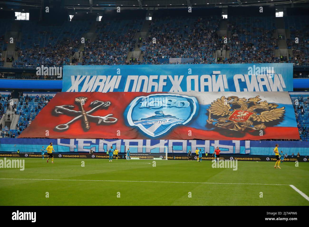 Les fans de Zenit ont vu lors du match de football de la première Ligue russe entre Zenit Saint-Pétersbourg et Khimki Moscou oblast à Gazprom Arena. Score final; Zenit 1:0 Khimki. Banque D'Images