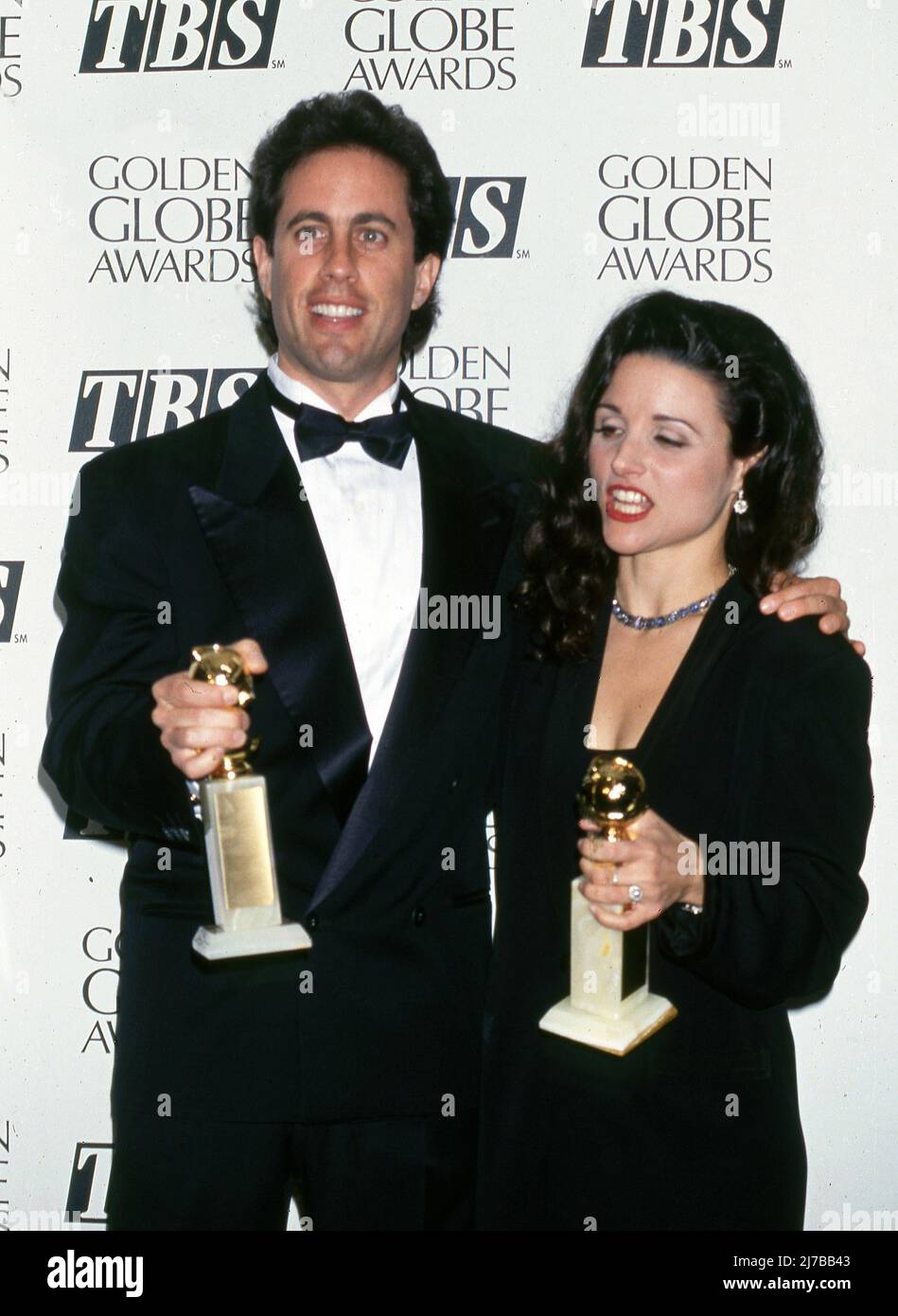 Jerry Seinfeld et Julia Louis-Dreyfuss au Golden Globe Awards 51st, Beverly Hilton Hotel, Beverly Hills, ca.on 22 janvier 1994 crédit: Ralph Dominguez/MediaPunch Banque D'Images