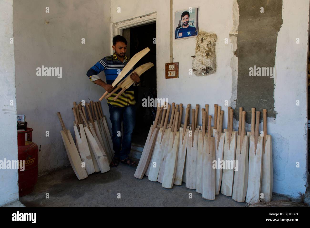 Usine de batte de cricket au Cachemire Banque D'Images