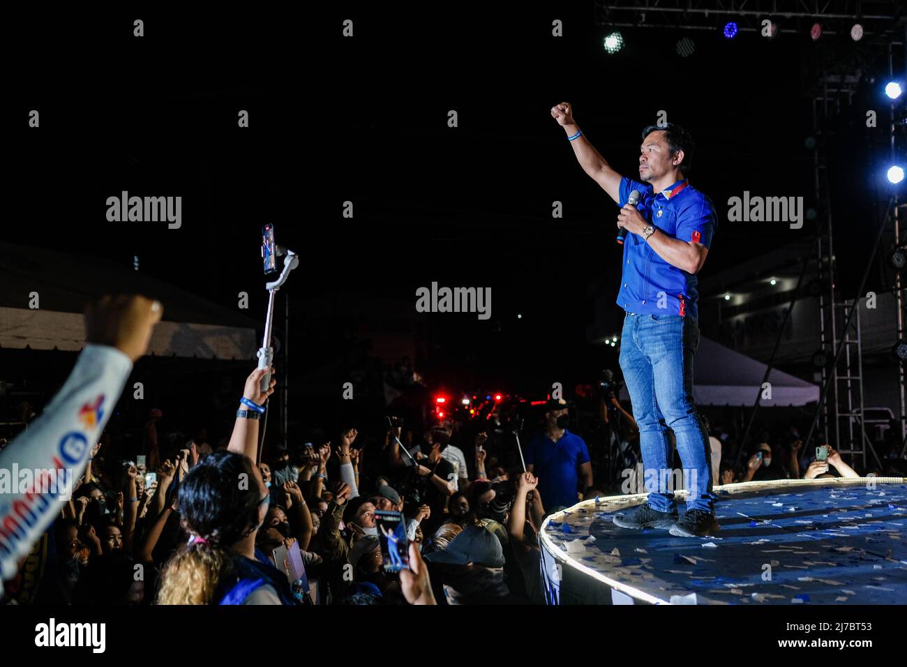 6 mai 2022, Singapour, Singapour, Singapour: Le sénateur MANNY PACQUIAO, candidat à la présidence, s'adresse à la foule lors de son rallye de campagne à Cebu City, Philippines, le 6 mai 2022. (Image de crédit : © Maverick ASIO/ZUMA Press Wire) Banque D'Images