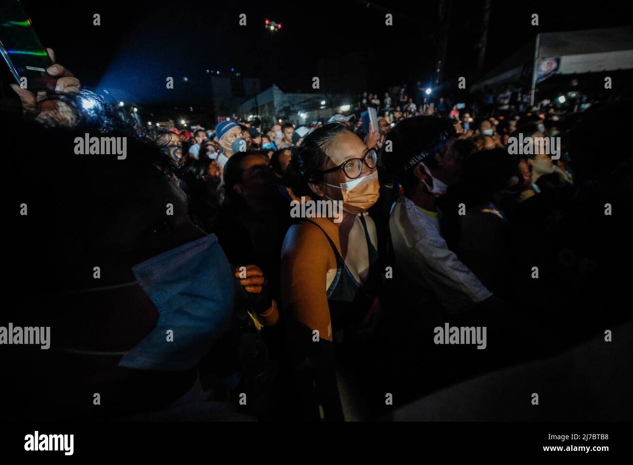 6 mai 2022, Singapour, Singapour, Singapour : les partisans du candidat à la présidence, le sénateur MANNY PACQUIAO, se réunissent lors d'un rassemblement de campagne à Cebu City, Philippines, le 6 mai 2022. (Image de crédit : © Maverick ASIO/ZUMA Press Wire) Banque D'Images