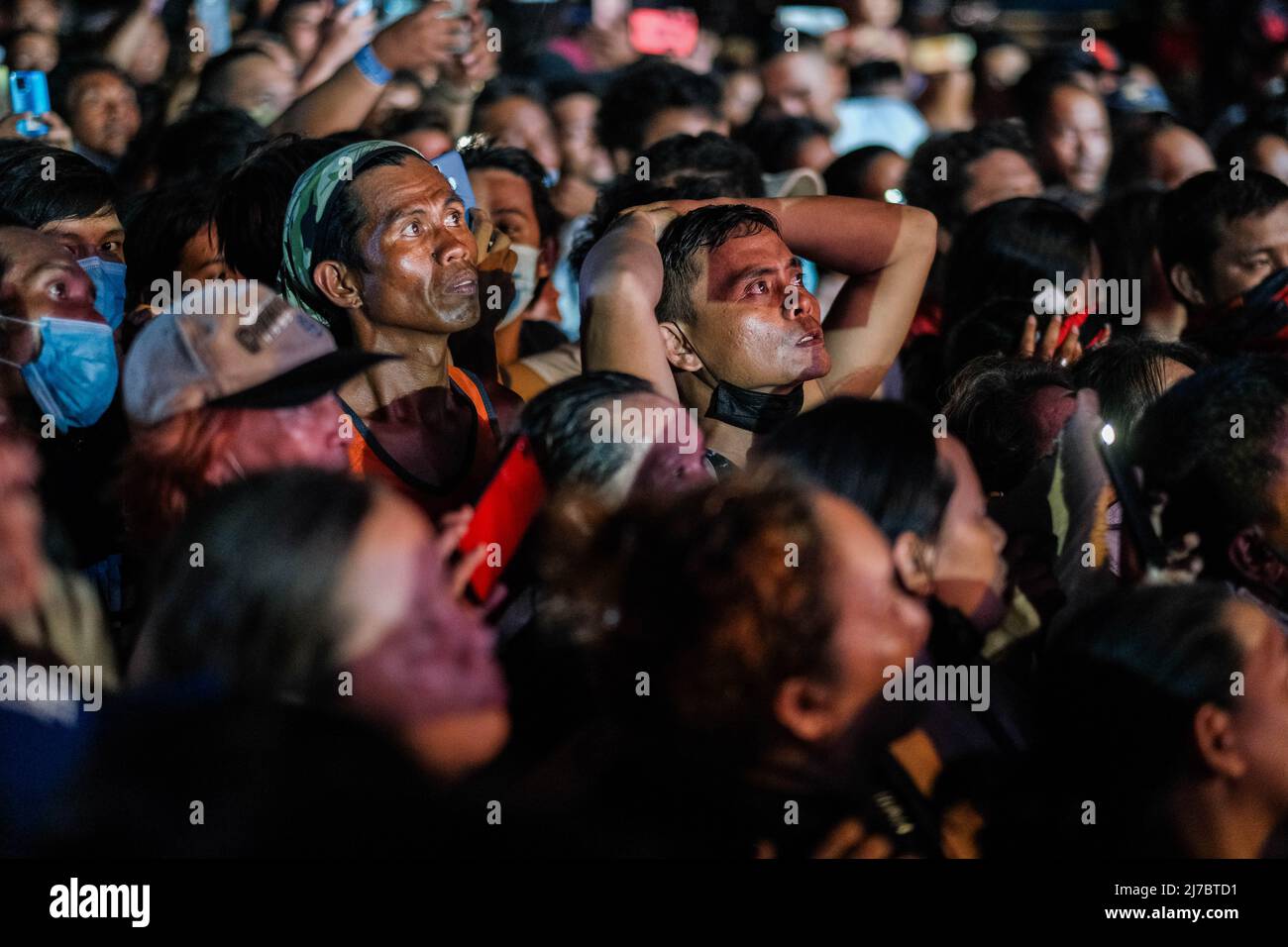 6 mai 2022, Singapour, Singapour, Singapour : les partisans du candidat à la présidence, le sénateur MANNY PACQUIAO, se réunissent lors d'un rassemblement de campagne à Cebu City, Philippines, le 6 mai 2022. (Image de crédit : © Maverick ASIO/ZUMA Press Wire) Banque D'Images