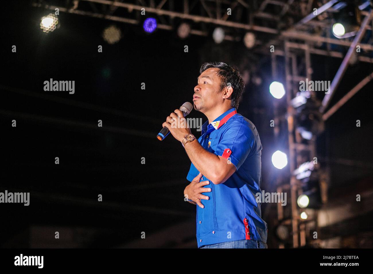 6 mai 2022, Singapour, Singapour, Singapour: Le sénateur MANNY PACQUIAO, candidat à la présidence, s'adresse à la foule lors de son rallye de campagne à Cebu City, Philippines, le 6 mai 2022. (Image de crédit : © Maverick ASIO/ZUMA Press Wire) Banque D'Images