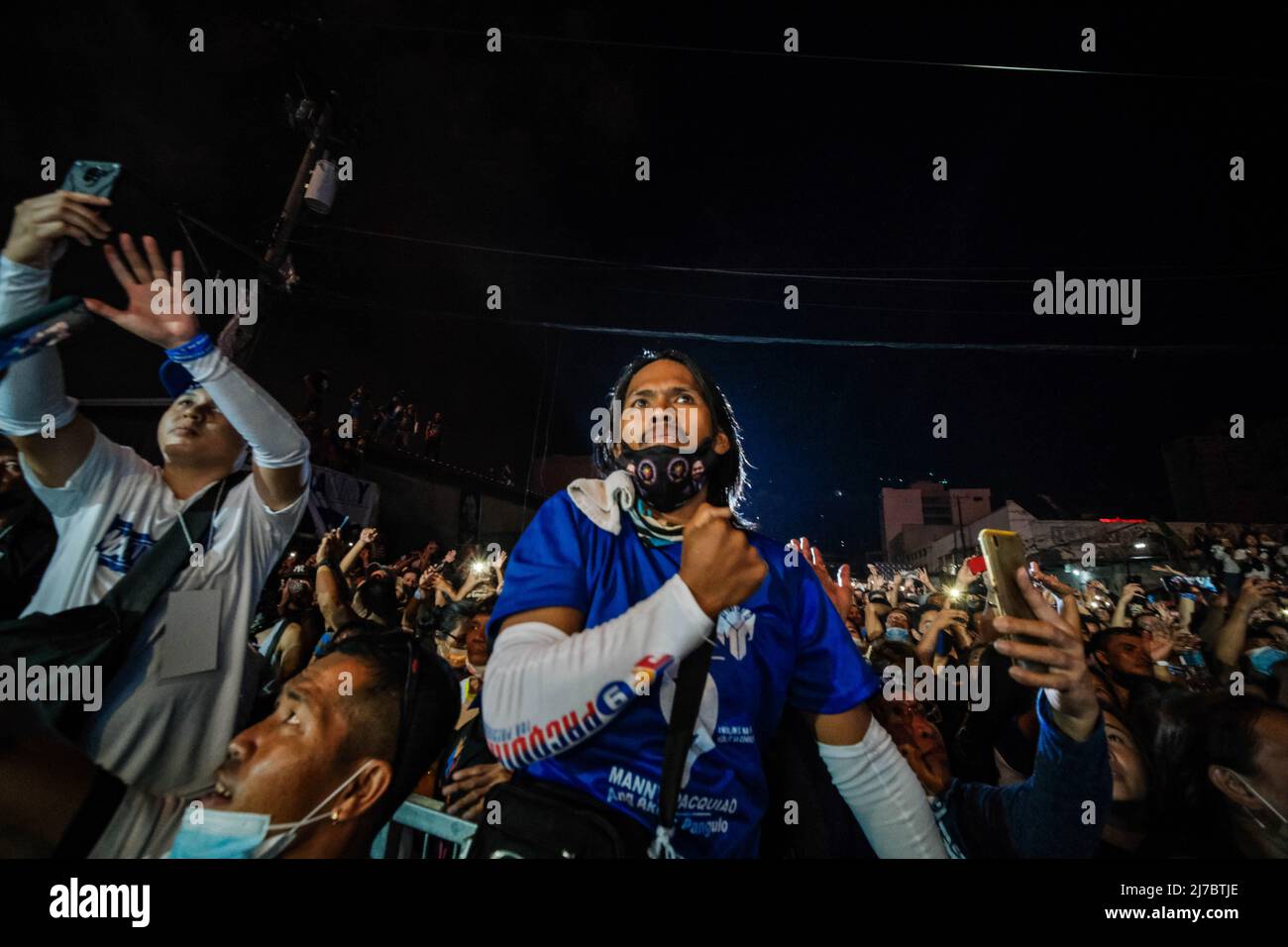 6 mai 2022, Singapour, Singapour, Singapour : les partisans du candidat à la présidence, le sénateur MANNY PACQUIAO, se réunissent lors d'un rassemblement de campagne à Cebu City, Philippines, le 6 mai 2022. (Image de crédit : © Maverick ASIO/ZUMA Press Wire) Banque D'Images