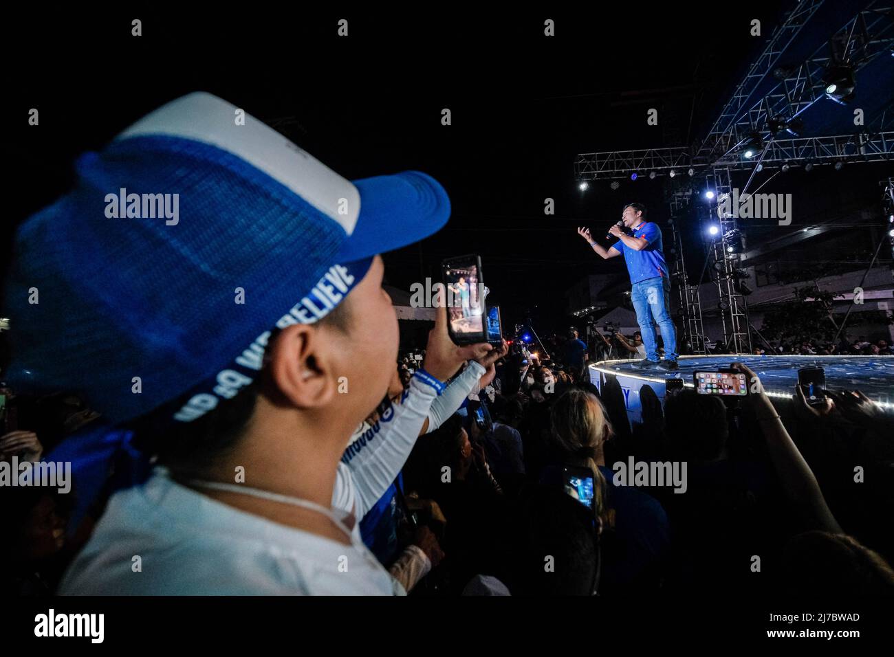 6 mai 2022, Singapour, Singapour, Singapour: Le sénateur MANNY PACQUIAO, candidat à la présidence, s'adresse à la foule lors de son rallye de campagne à Cebu City, Philippines, le 6 mai 2022. (Image de crédit : © Maverick ASIO/ZUMA Press Wire) Banque D'Images
