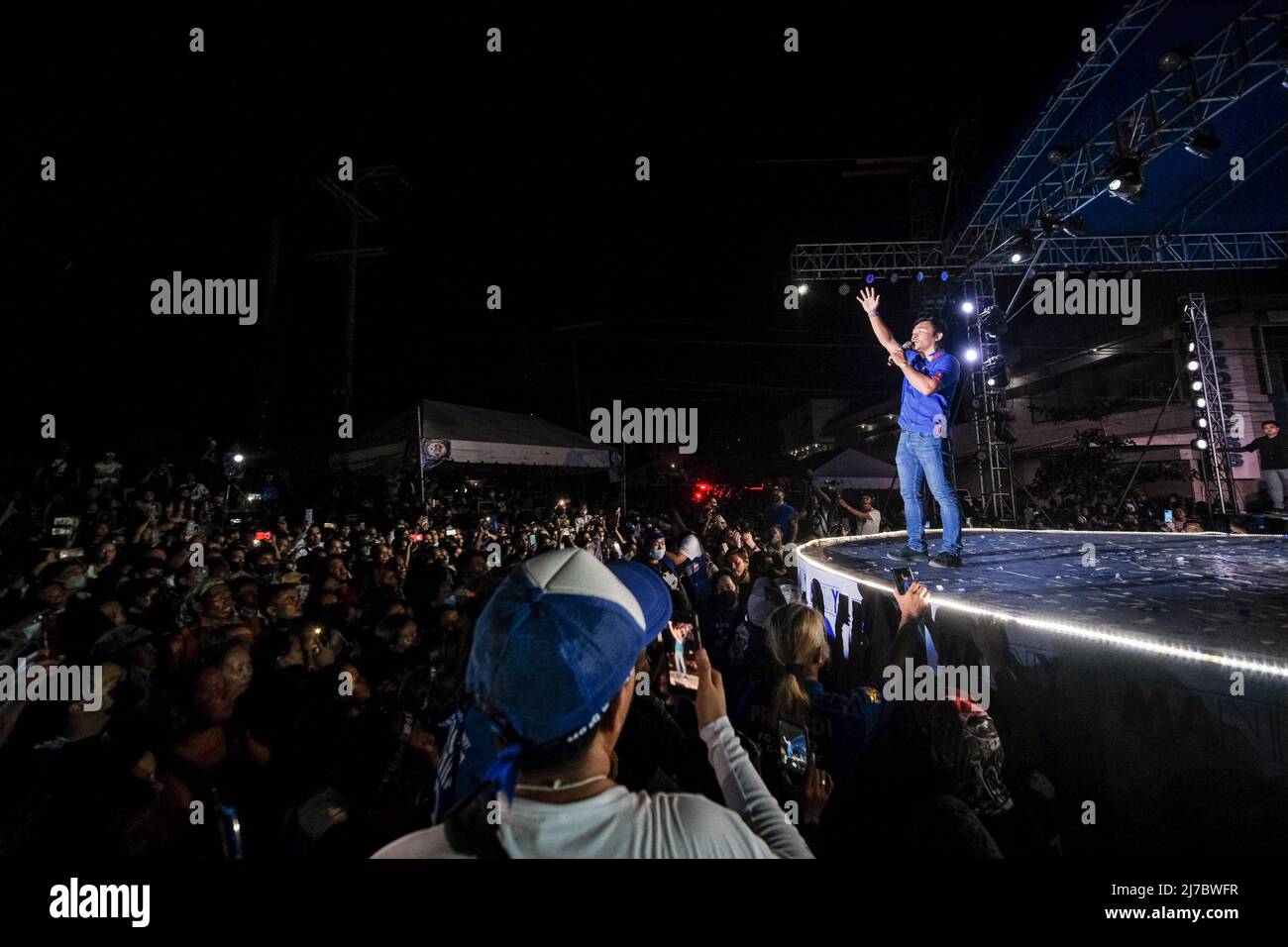 6 mai 2022, Singapour, Singapour, Singapour: Le sénateur MANNY PACQUIAO, candidat à la présidence, s'adresse à la foule lors de son rallye de campagne à Cebu City, Philippines, le 6 mai 2022. (Image de crédit : © Maverick ASIO/ZUMA Press Wire) Banque D'Images