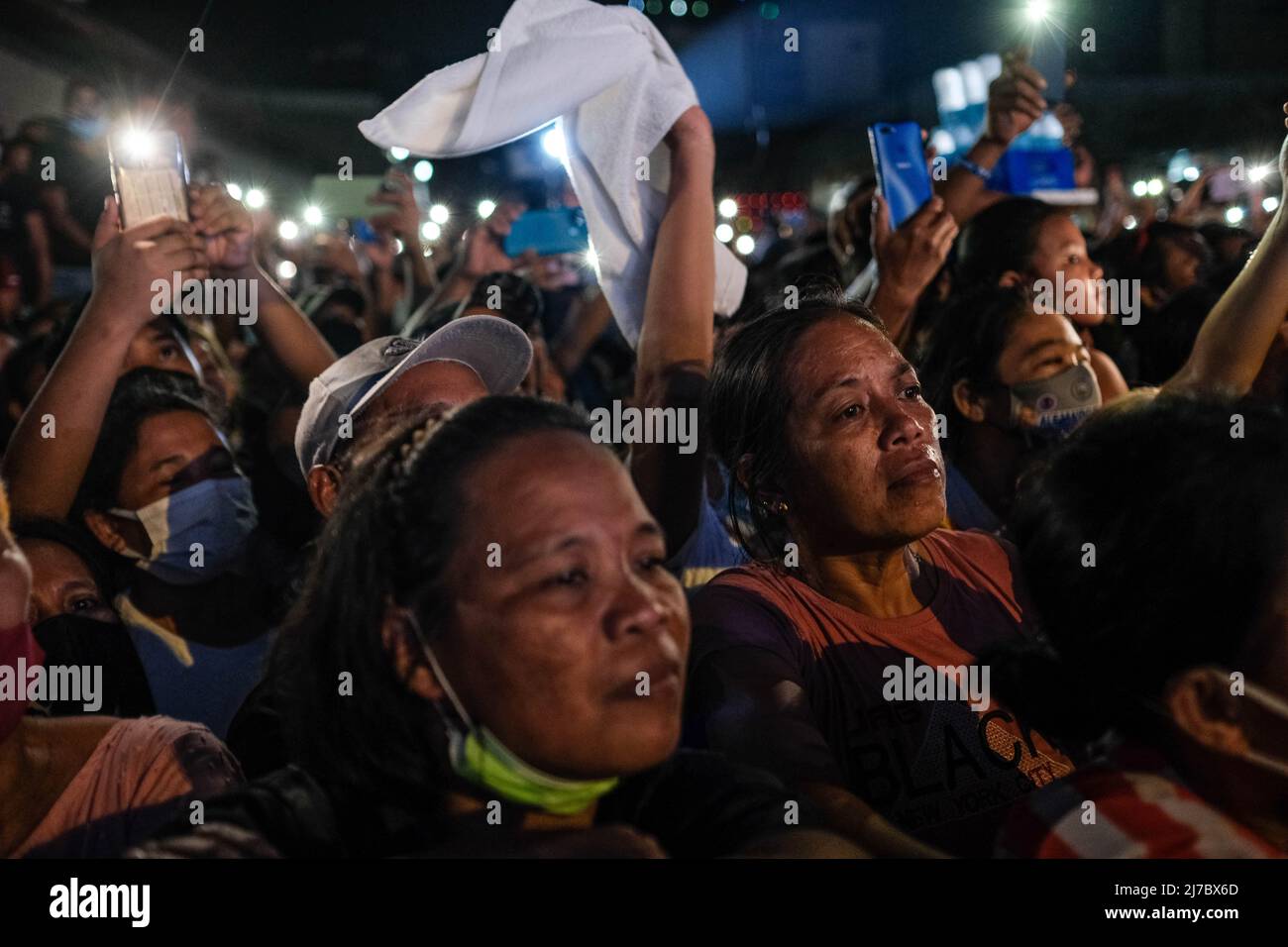 6 mai 2022, Singapour, Singapour, Singapour : les partisans du candidat à la présidence, le sénateur MANNY PACQUIAO, se réunissent lors d'un rassemblement de campagne à Cebu City, Philippines, le 6 mai 2022. (Image de crédit : © Maverick ASIO/ZUMA Press Wire) Banque D'Images