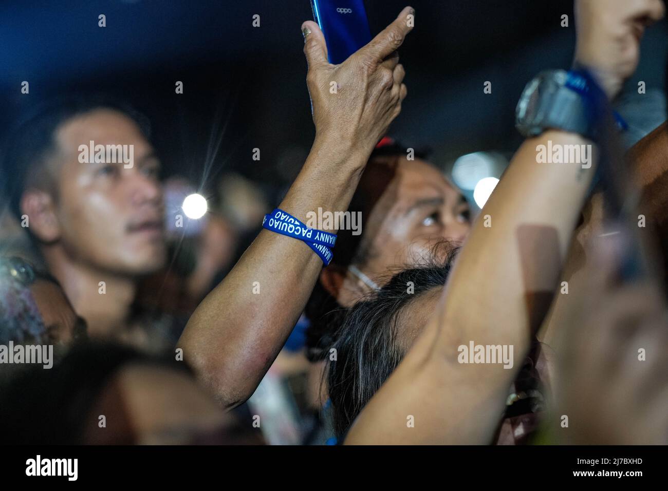 6 mai 2022, Singapour, Singapour, Singapour : les partisans du candidat à la présidence, le sénateur MANNY PACQUIAO, se réunissent lors d'un rassemblement de campagne à Cebu City, Philippines, le 6 mai 2022. (Image de crédit : © Maverick ASIO/ZUMA Press Wire) Banque D'Images