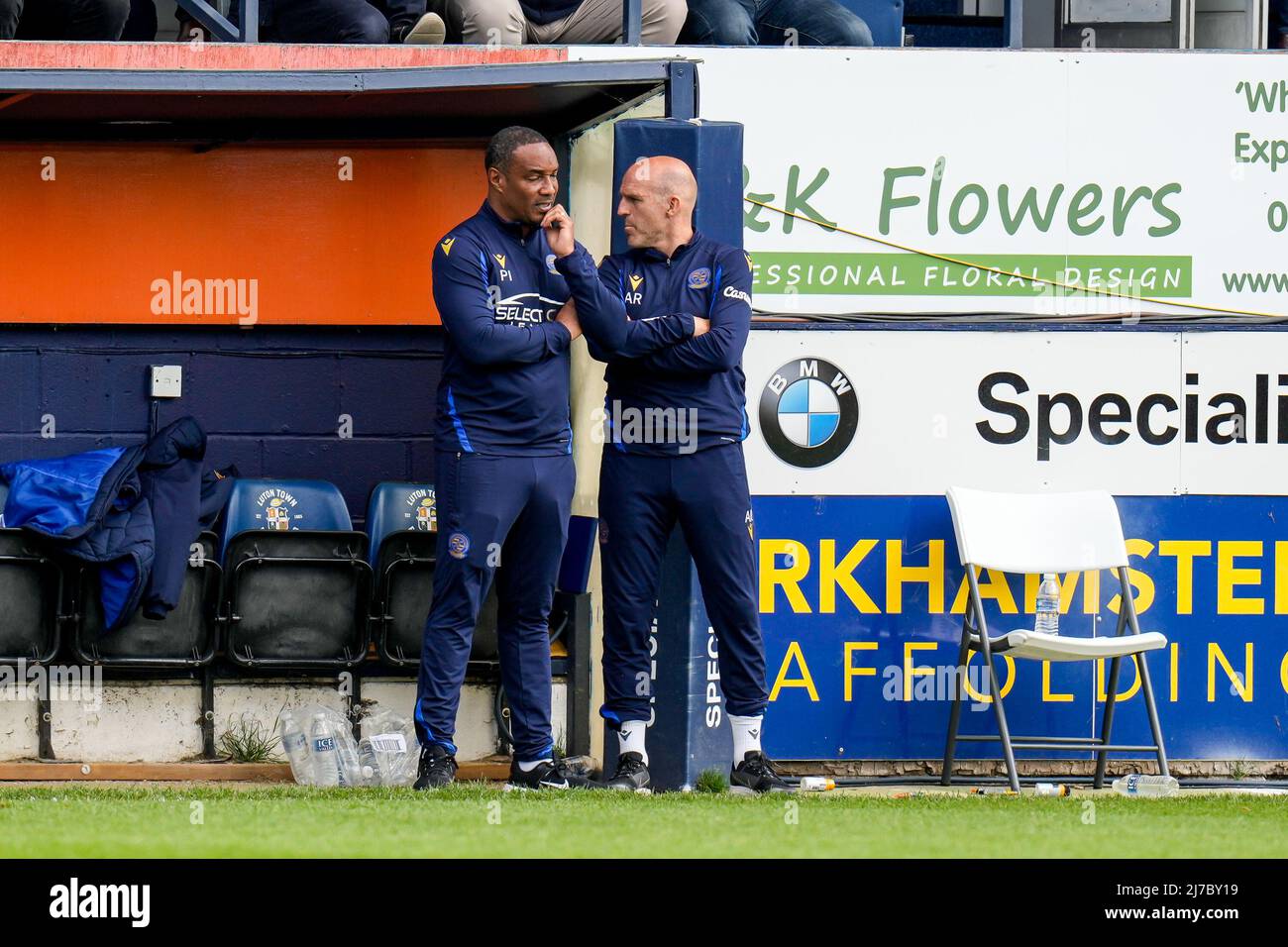 Paul Ince (gérant) de Reading pendant le match de championnat Sky Bet entre Luton Town et Reading à Kenilworth Road, Luton, Angleterre, le 7 mai 2022. Photo de David Horn. Banque D'Images