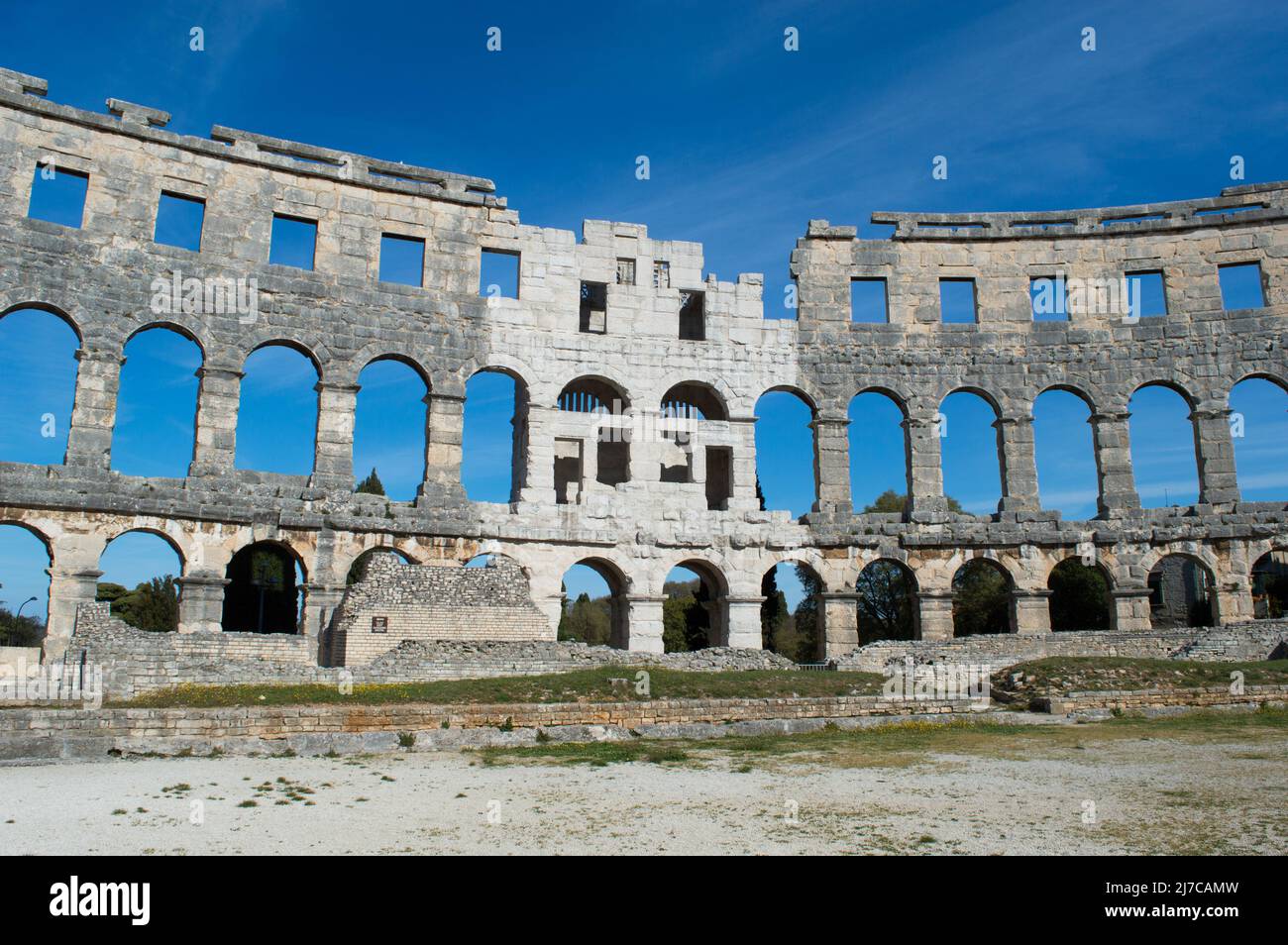 Célèbre monument, ancien amphithéâtre romain (Arena) à Pula, Croatie Banque D'Images