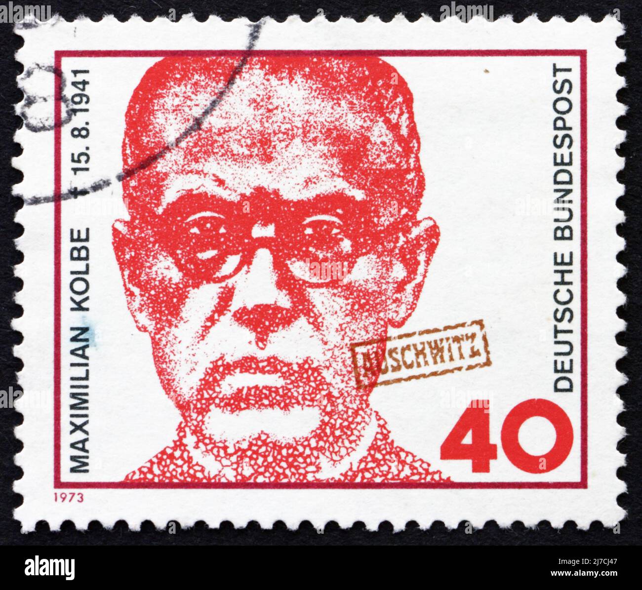 ALLEMAGNE - VERS 1973: Un timbre imprimé en Allemagne montre Maximilian Kolbe, prêtre polonais qui est mort à Auschwitz et a été béatifié en 1971, vers 1973 Banque D'Images