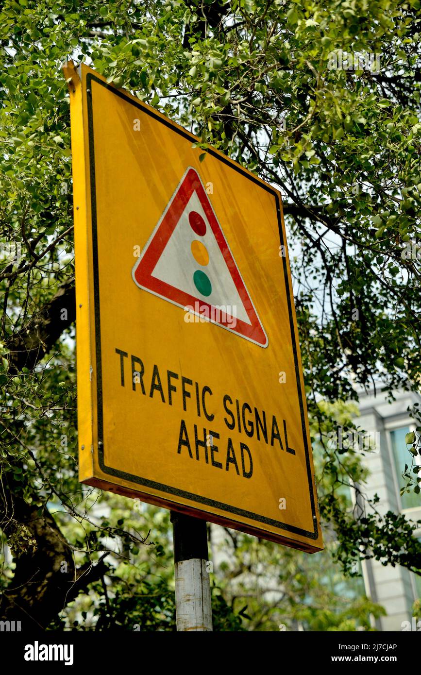 Signal de circulation à l'avance Banque D'Images