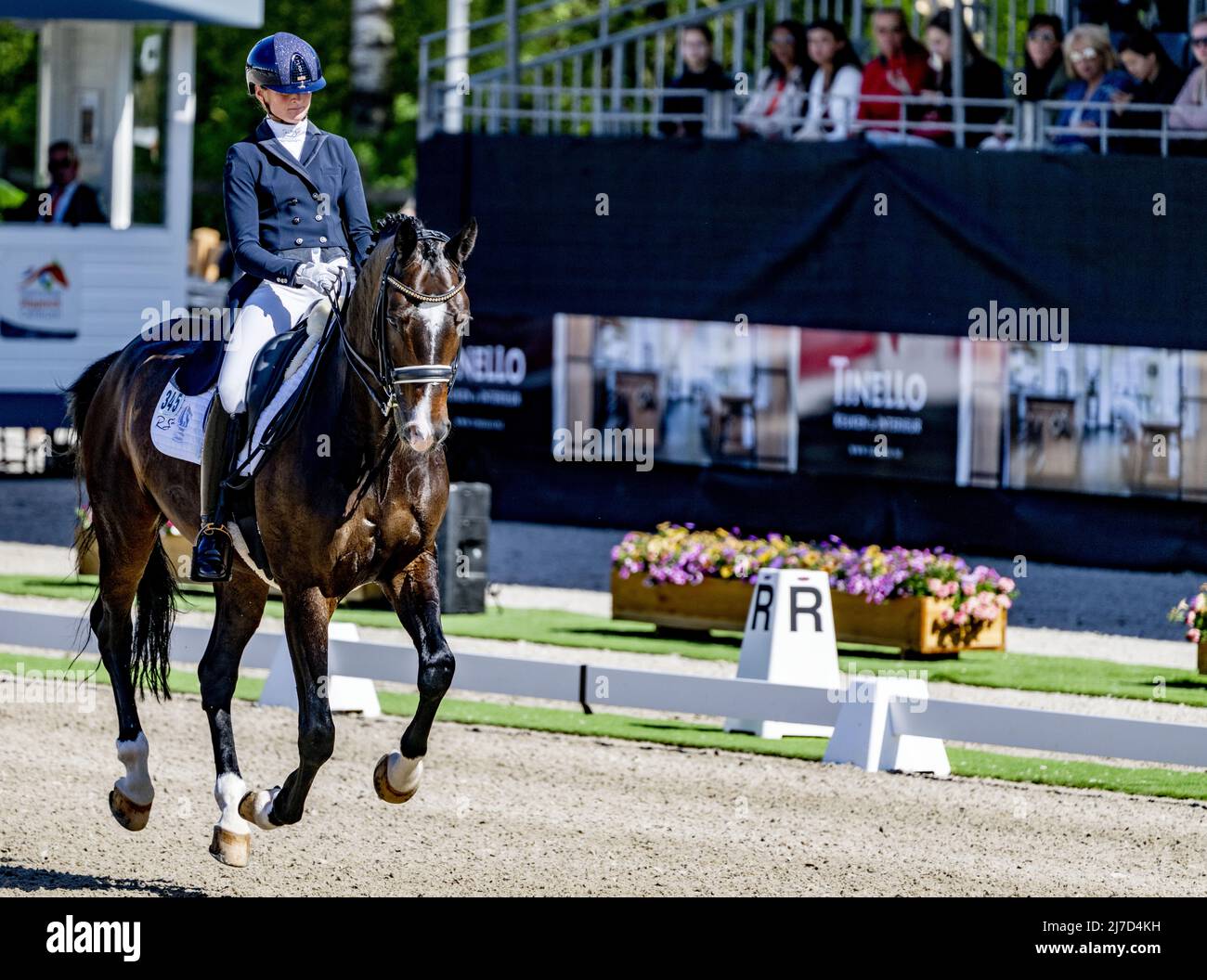 Ermelo, pays-Bas, 2022-05-08 16:20:37 ERMELO - Marieke van der Putten sur Tørveslettens Titanium RS2 en action pendant le championnat néerlandais de dressage. ANP ROBIN UTRECHT pays-bas - belgique sortie Banque D'Images