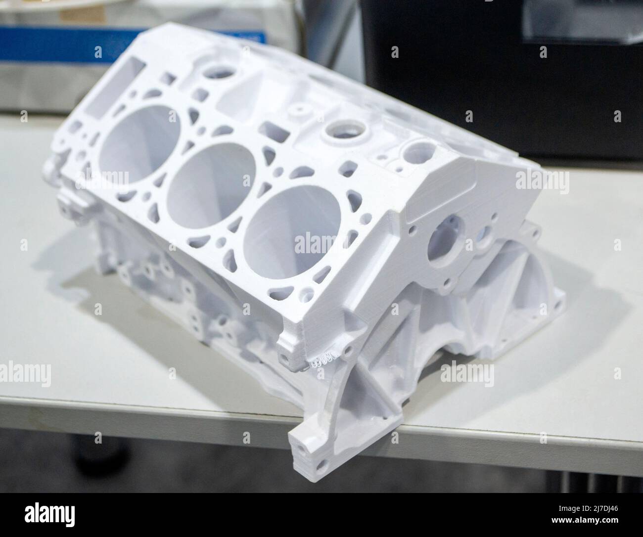 Modèle prototype de moteur de voiture imprimé sur l'imprimante 3D. Objet  imprimé sur l'imprimante 3D Photo Stock - Alamy