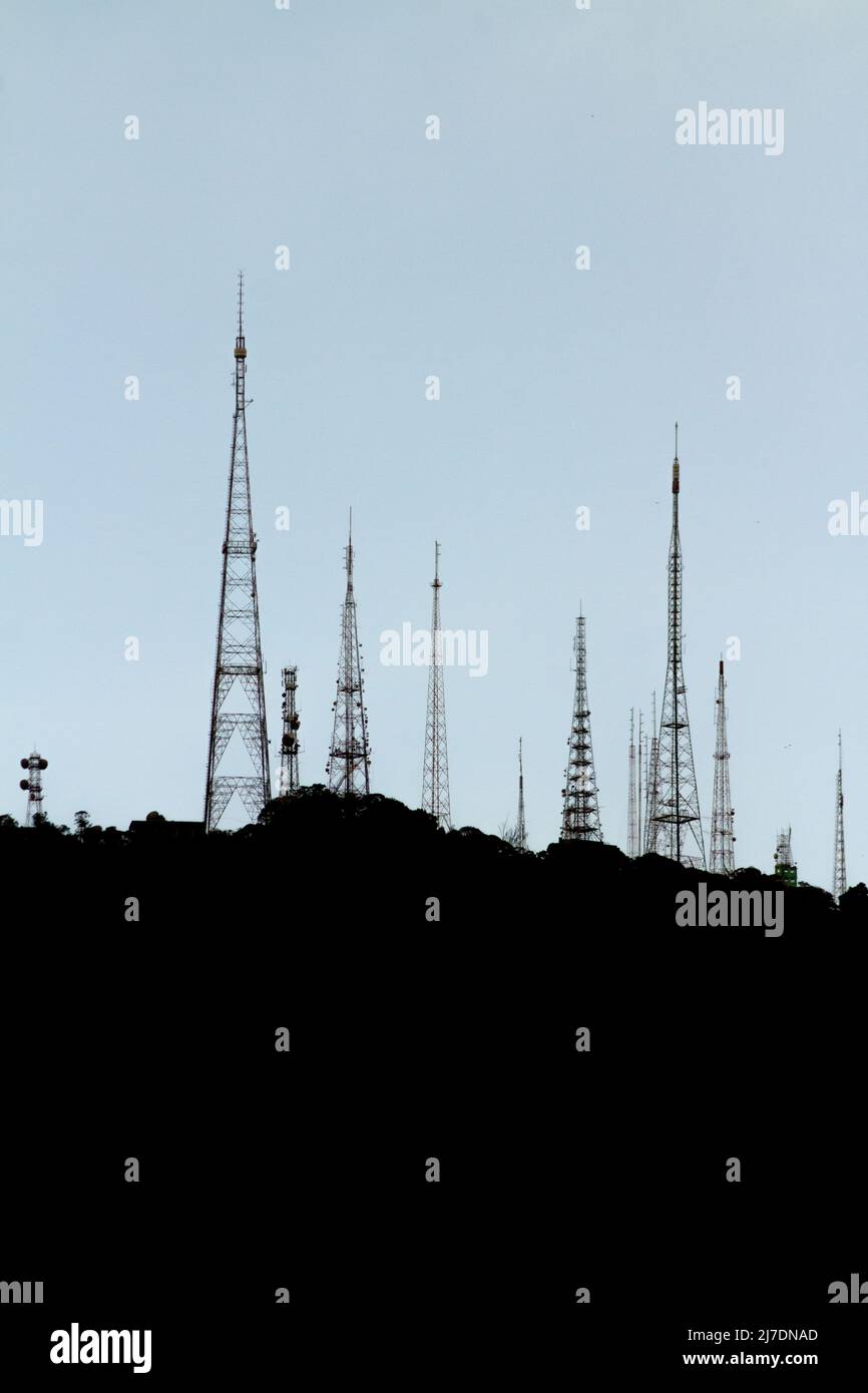 Silhouette de l'antenne sumare, vue du quartier de Leblon à Rio de Janeiro. Banque D'Images