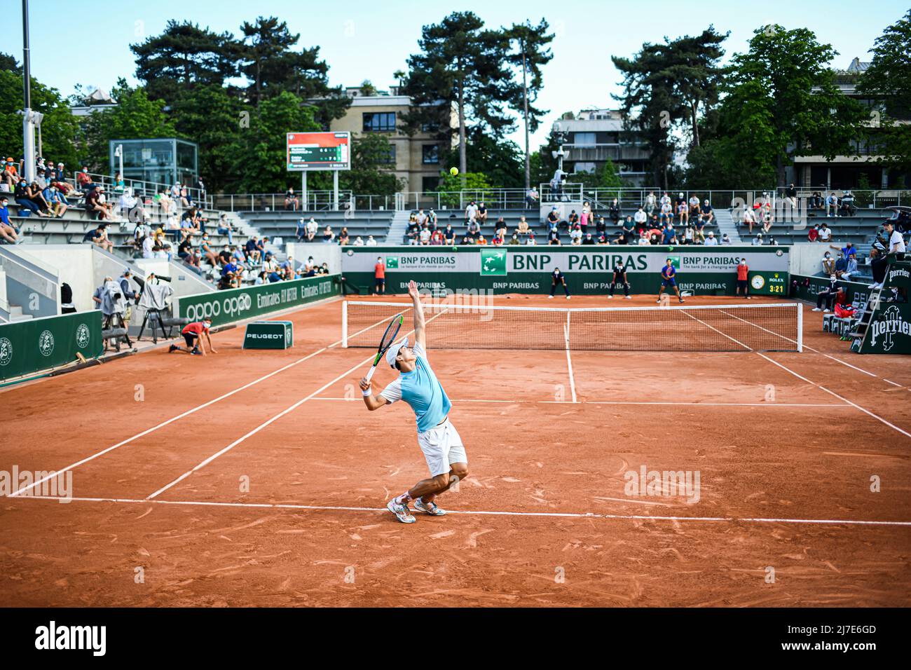 Vue générale avec Mackenzie McDonald lors de la deuxième manche à Roland-Garros (Open de France), tournoi de tennis Grand Chelem le 2 juin 2021 à Roland-GA Banque D'Images